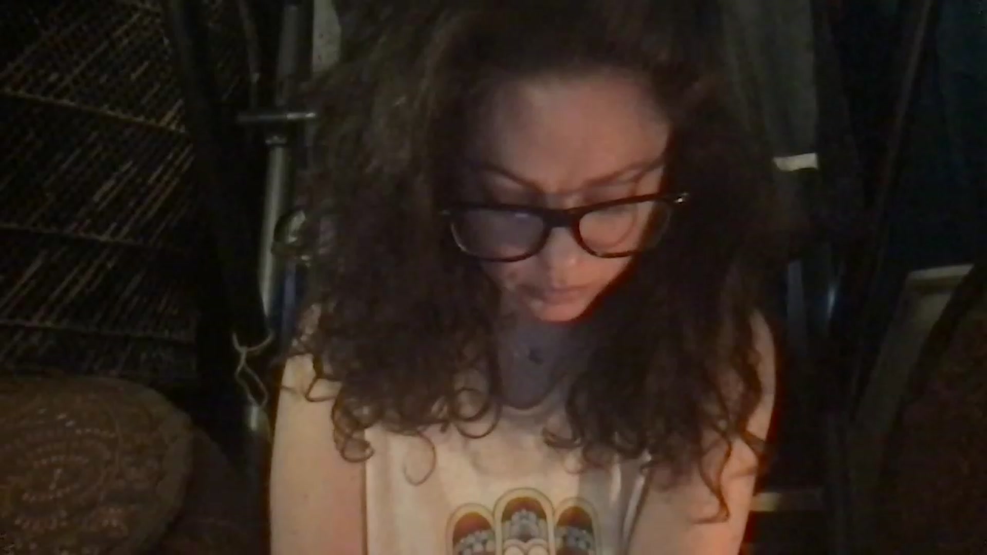 Gallery image thumbnail from Fifilarue1313's myfreecams stream on, 12/07/2022, 14:05 image 4 of 20