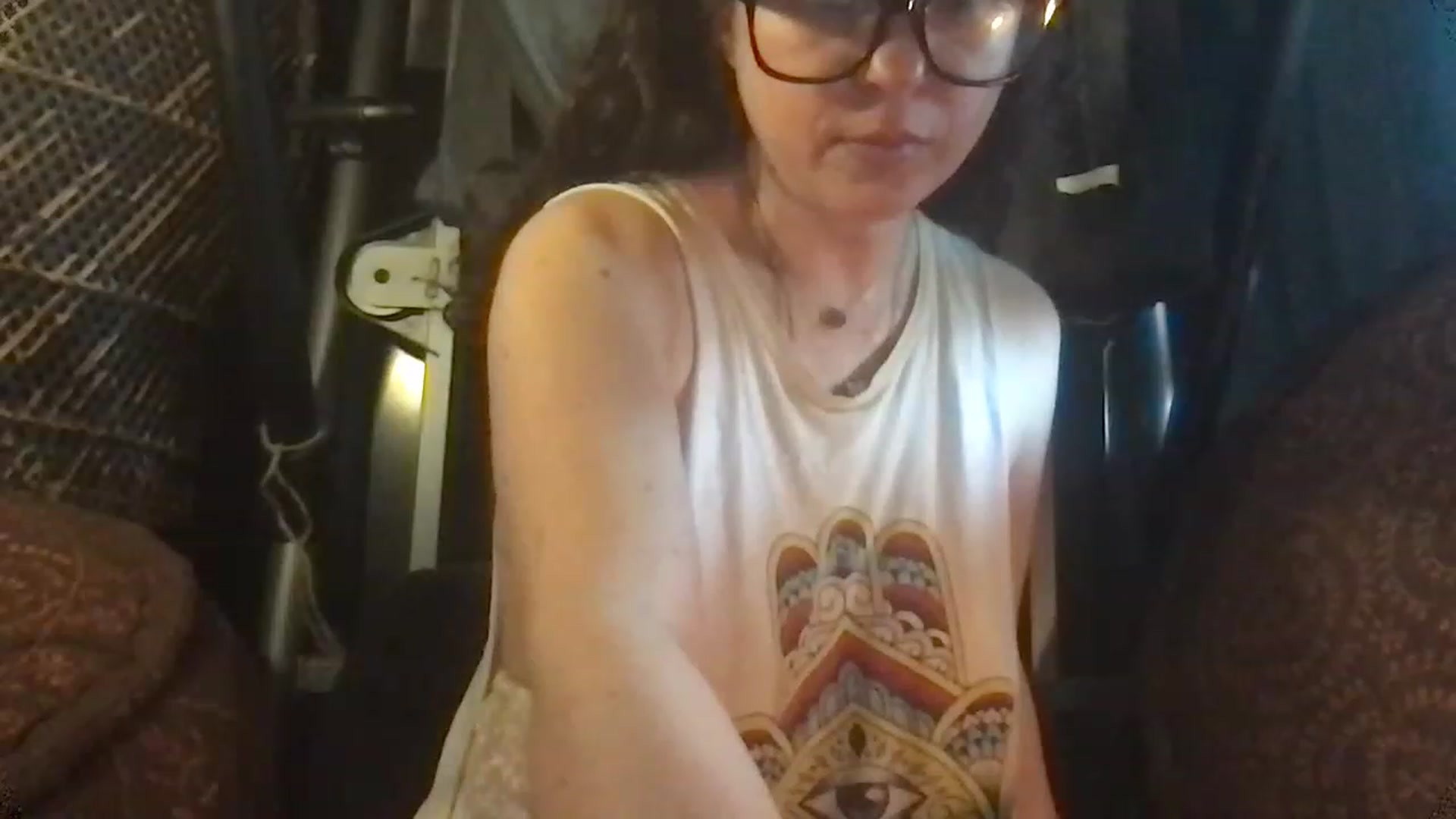 Gallery image thumbnail from Fifilarue1313's myfreecams stream on, 12/07/2022, 15:39 image 16 of 20