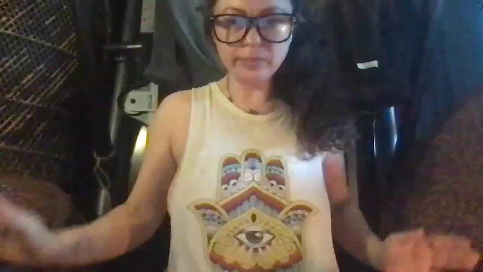Gallery image thumbnail from Fifilarue1313's myfreecams stream on, 12/07/2022, 15:39 image 1 of 20