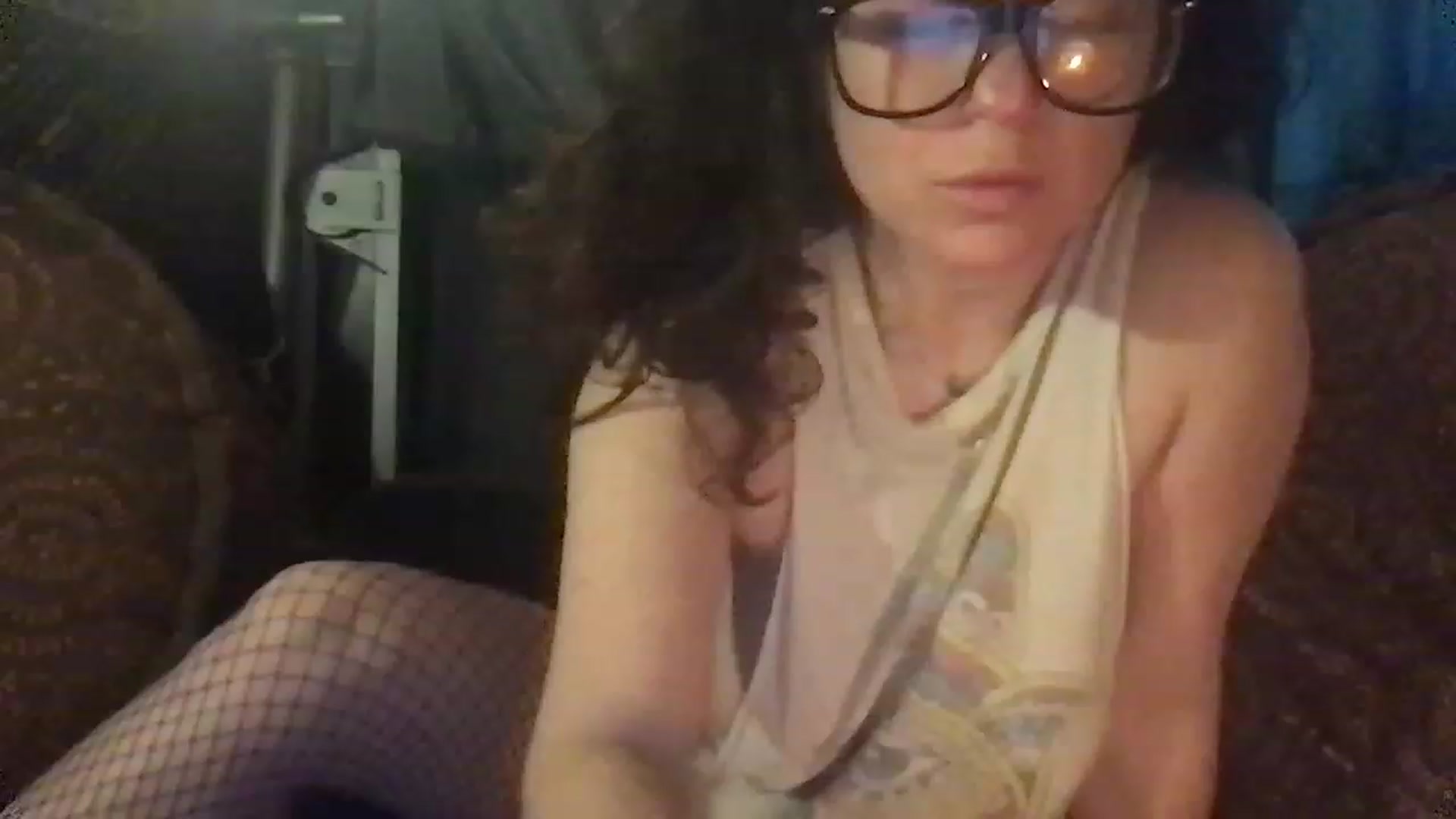 Gallery image thumbnail from Fifilarue1313's myfreecams stream on, 12/07/2022, 20:03 image 13 of 20