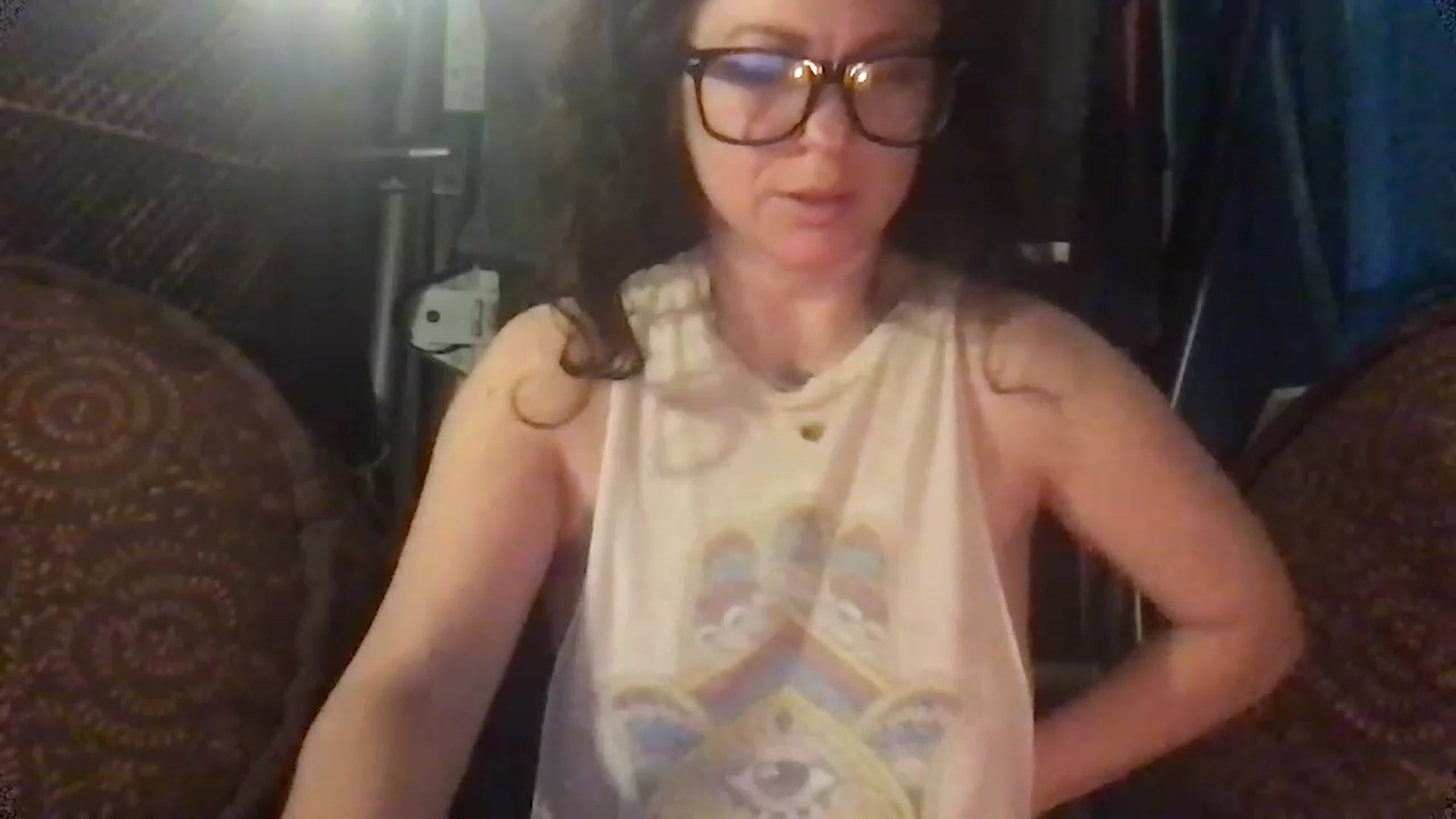Gallery image thumbnail from Fifilarue1313's myfreecams stream on, 12/07/2022, 20:03 image 8 of 20