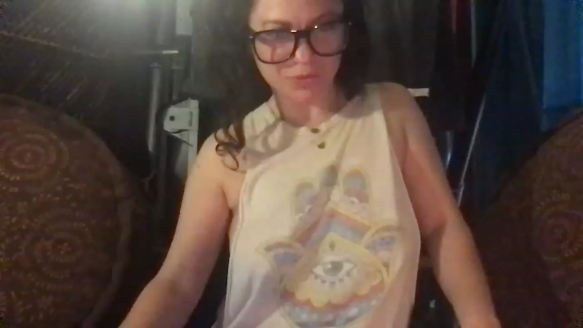 Gallery image thumbnail from Fifilarue1313's myfreecams stream on, 12/07/2022, 20:03 image 1 of 20