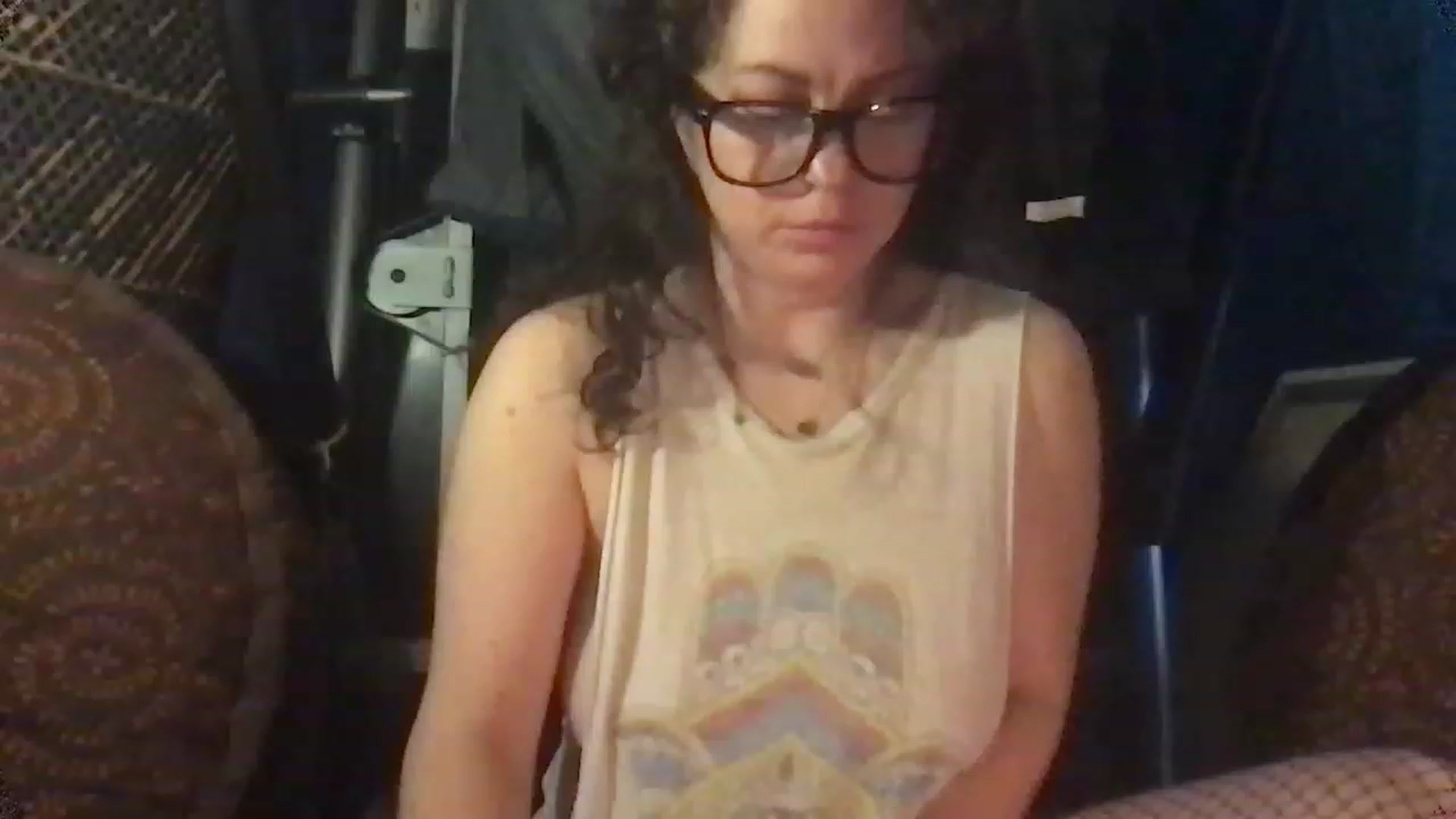 Gallery image thumbnail from Fifilarue1313's myfreecams stream on, 12/09/2022, 17:52 image 1 of 20