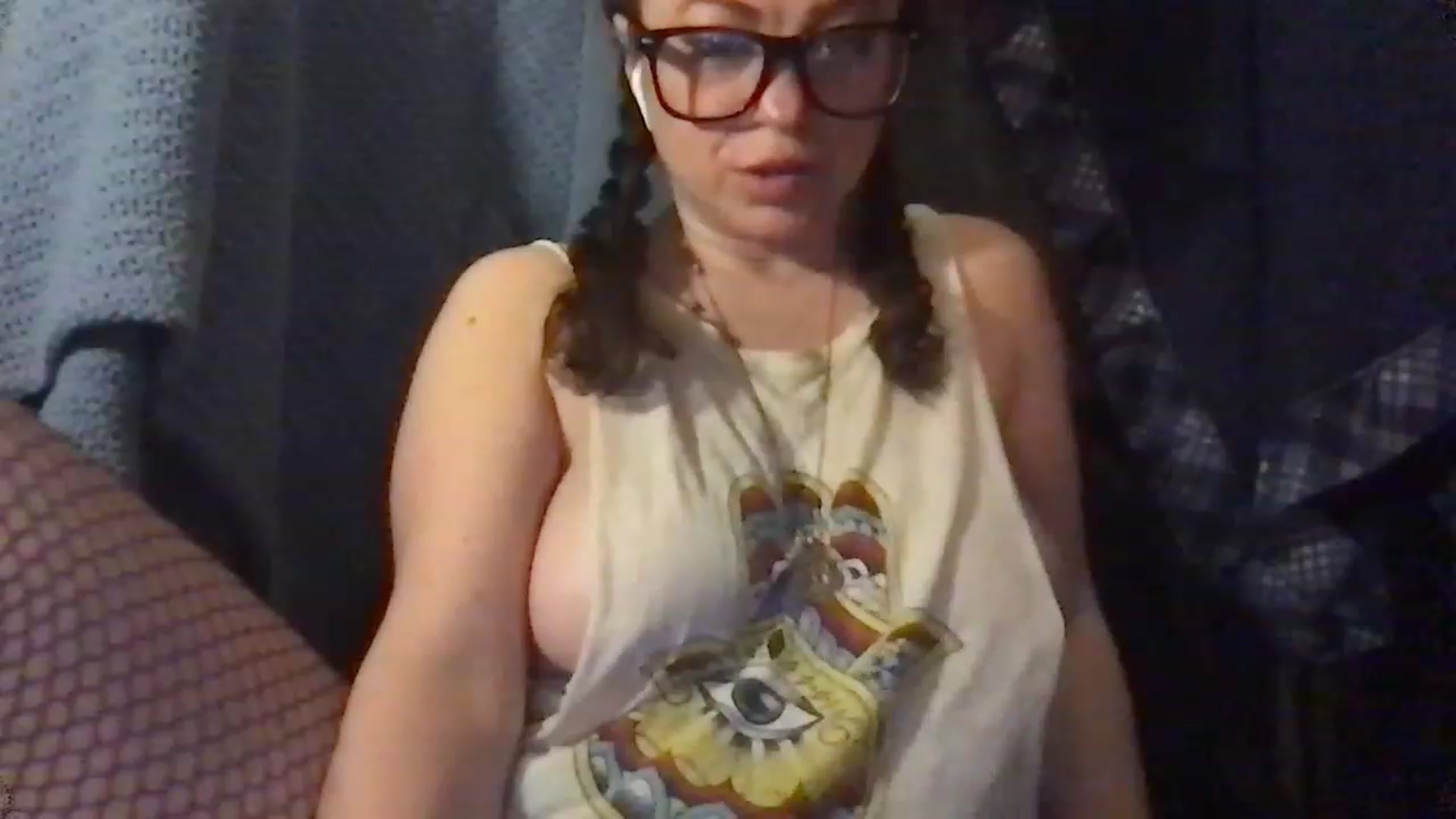 Gallery image thumbnail from Fifilarue1313's myfreecams stream on, 12/24/2022, 13:26 image 16 of 20