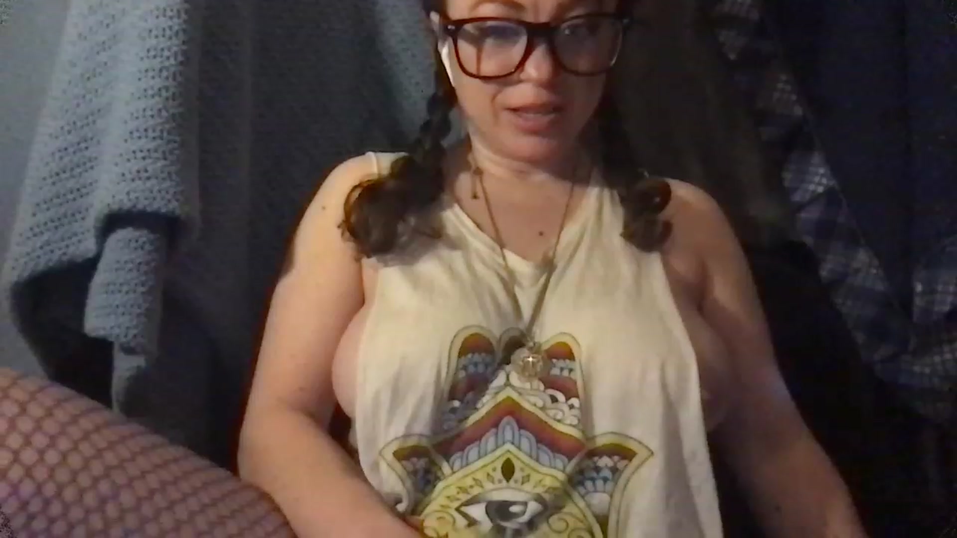 Gallery image thumbnail from Fifilarue1313's myfreecams stream on, 12/24/2022, 13:26 image 11 of 20