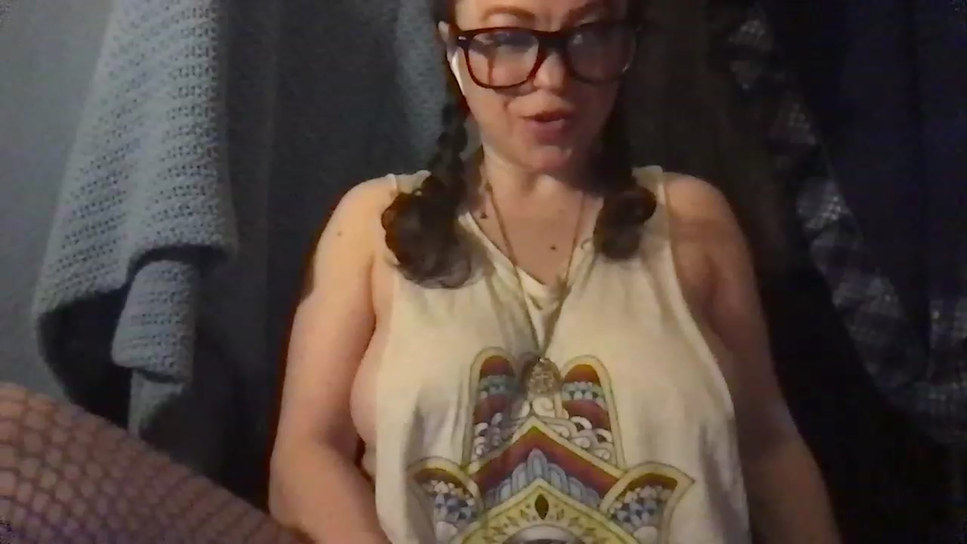 Gallery image thumbnail from Fifilarue1313's myfreecams stream on, 12/24/2022, 13:26 image 8 of 20