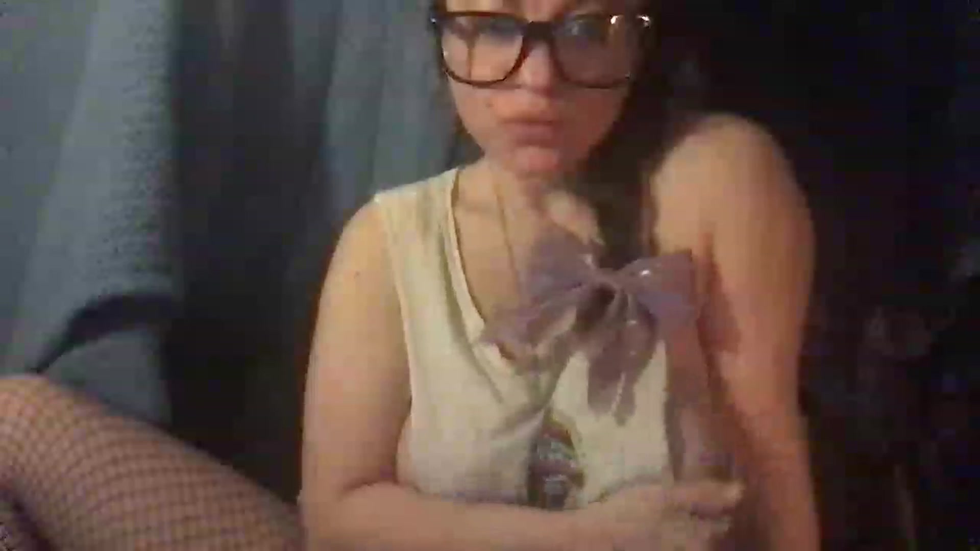 Gallery image thumbnail from Fifilarue1313's myfreecams stream on, 12/25/2022, 12:42 image 10 of 20