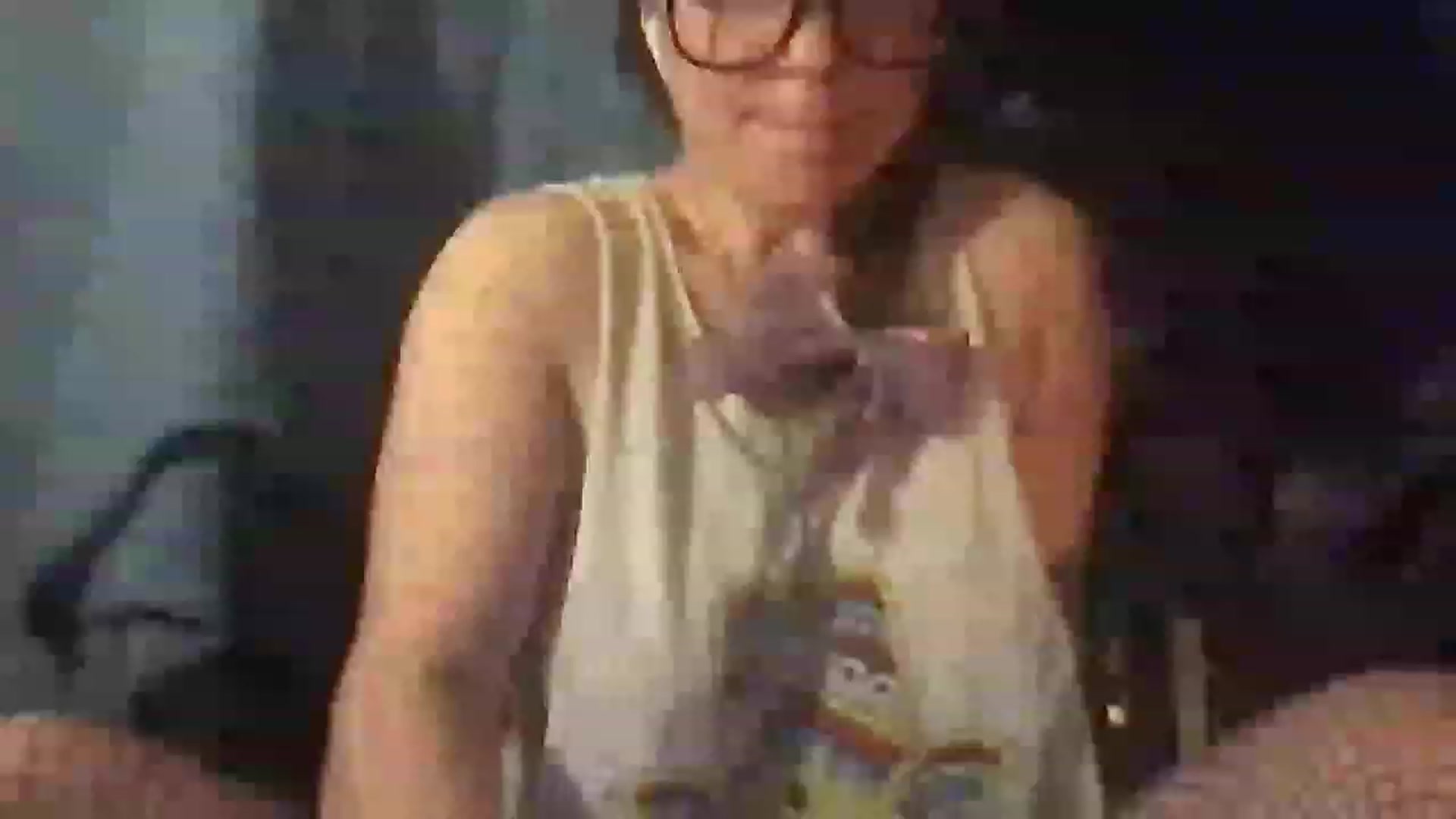 Gallery image thumbnail from Fifilarue1313's myfreecams stream on, 12/25/2022, 12:42 image 7 of 20