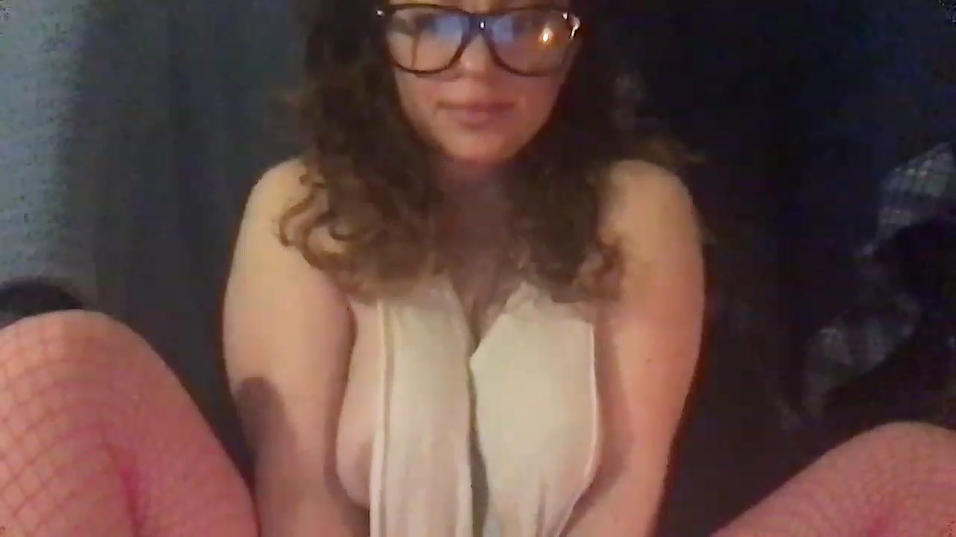 Gallery image thumbnail from Fifilarue1313's myfreecams stream on, 12/29/2022, 13:15 image 7 of 20