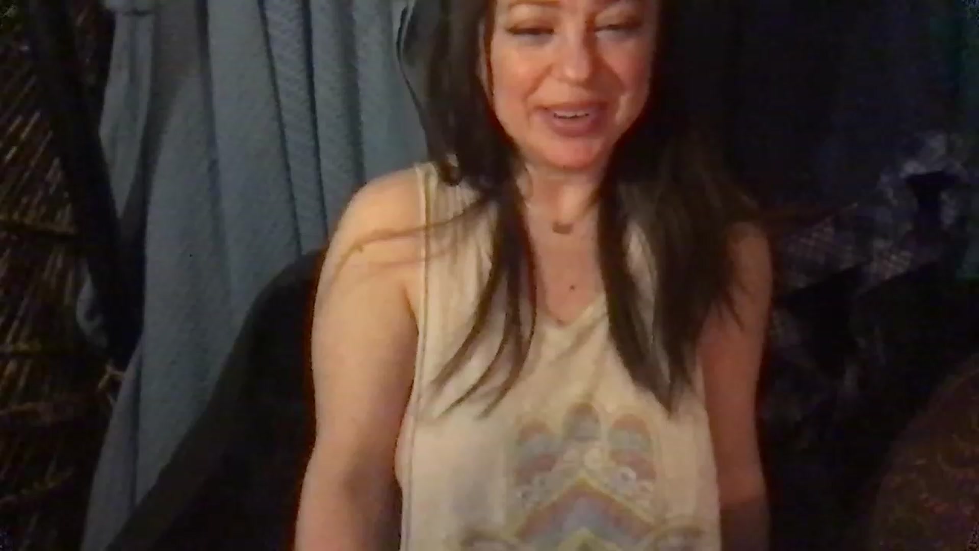 Gallery image thumbnail from Fifilarue1313's myfreecams stream on, 02/07/2023, 10:33 image 15 of 20