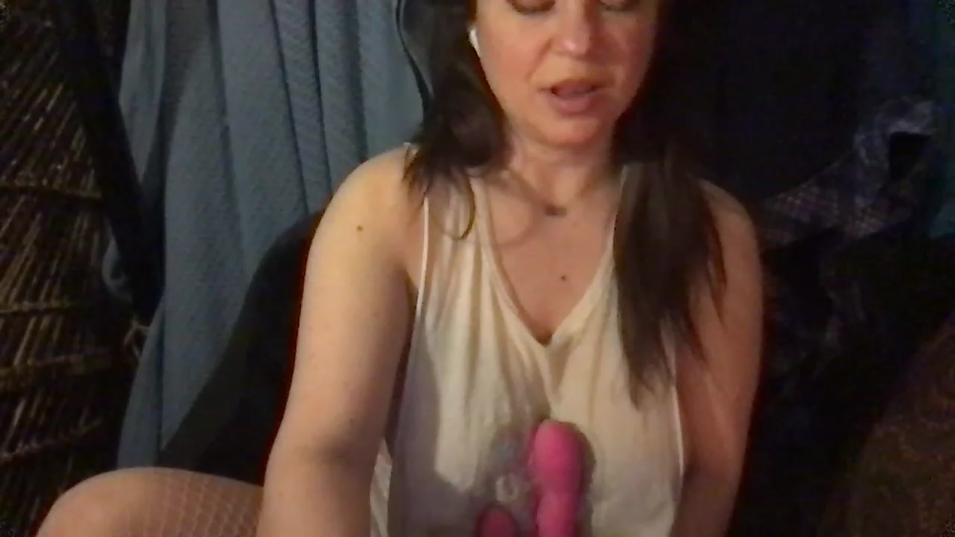Gallery image thumbnail from Fifilarue1313's myfreecams stream on, 02/07/2023, 10:33 image 20 of 20