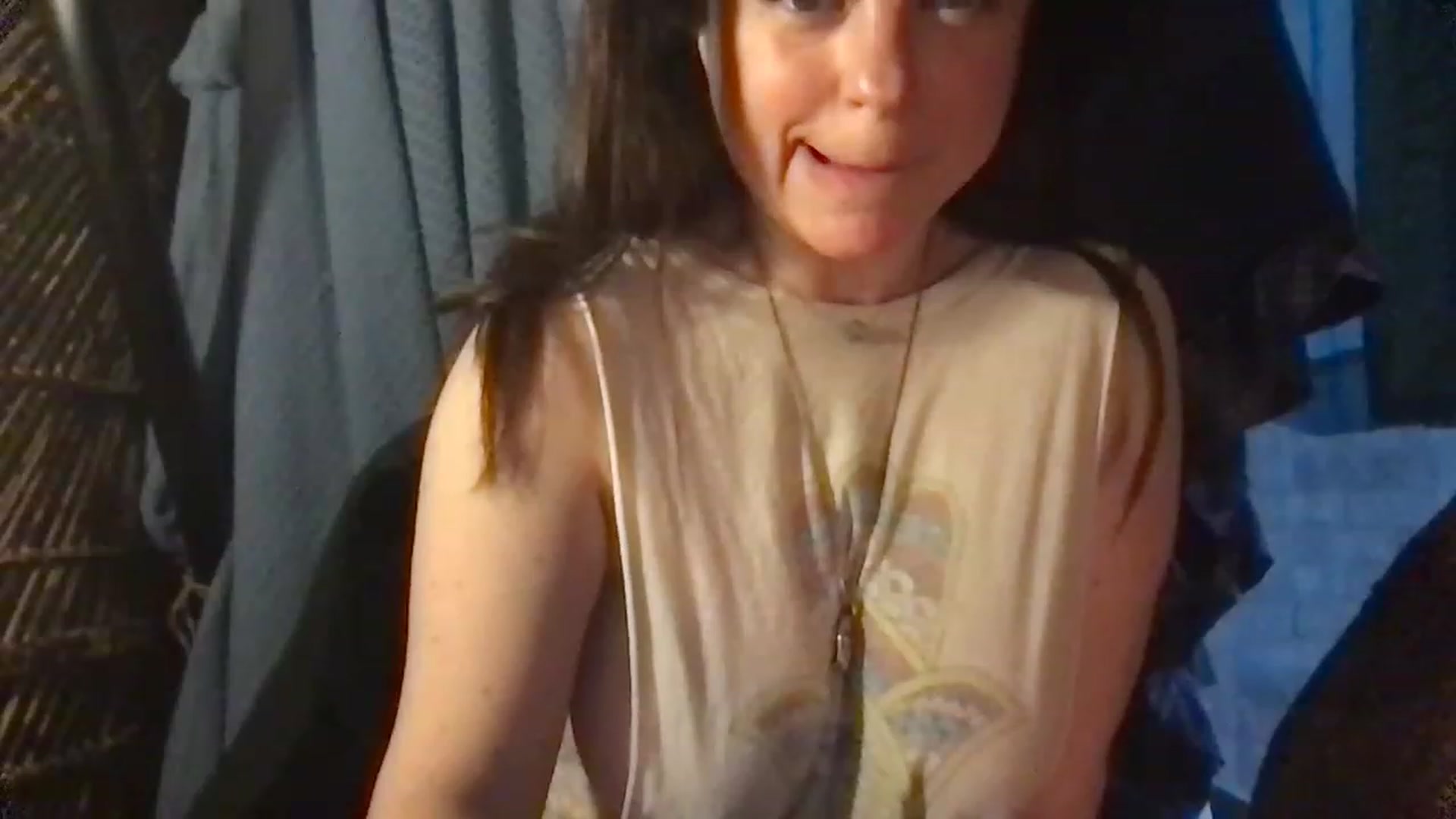 Gallery image thumbnail from Fifilarue1313's myfreecams stream on, 02/07/2023, 12:39 image 11 of 20