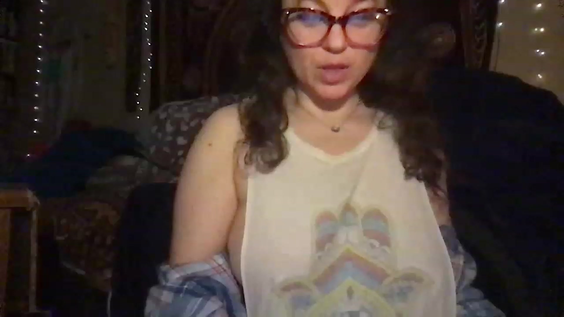 Gallery image thumbnail from Fifilarue1313's myfreecams stream on, 03/09/2023, 12:51 image 11 of 20