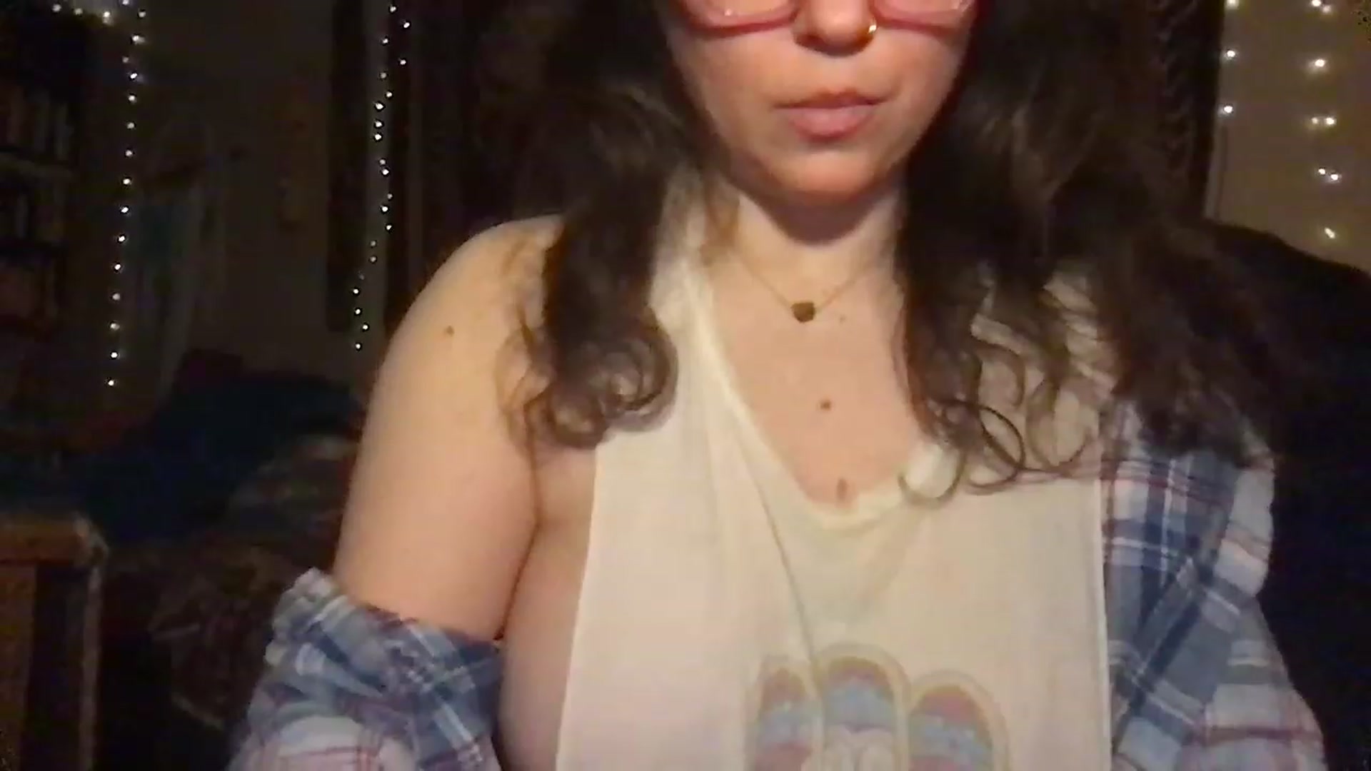 Gallery image thumbnail from Fifilarue1313's myfreecams stream on, 03/09/2023, 12:51 image 2 of 20