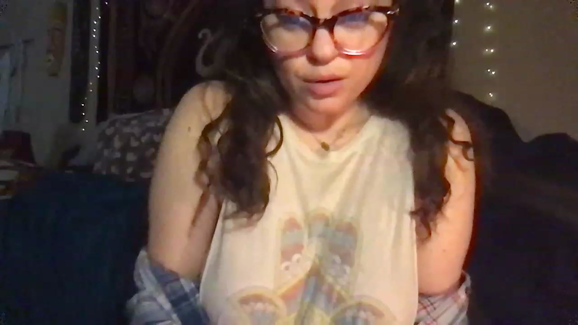Gallery image thumbnail from Fifilarue1313's myfreecams stream on, 03/09/2023, 15:01 image 8 of 20