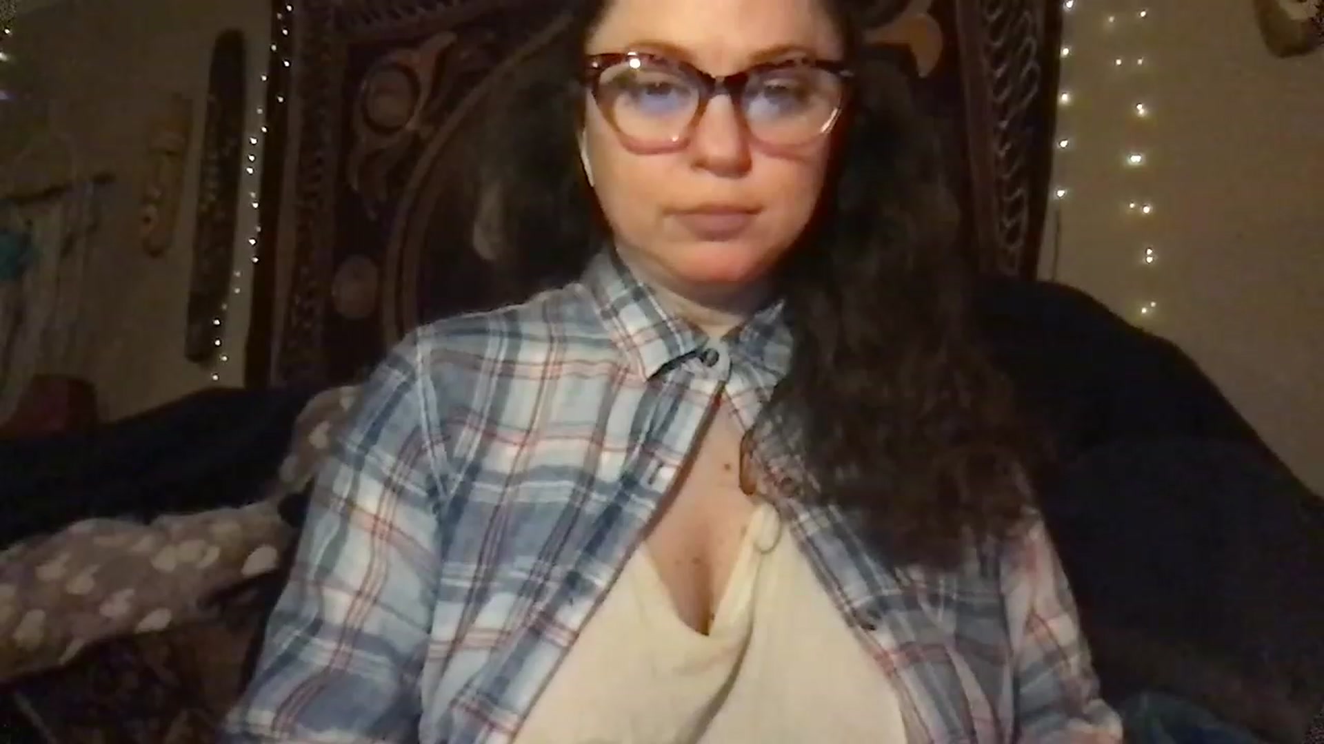 Gallery image thumbnail from Fifilarue1313's myfreecams stream on, 03/12/2023, 11:46 image 7 of 20