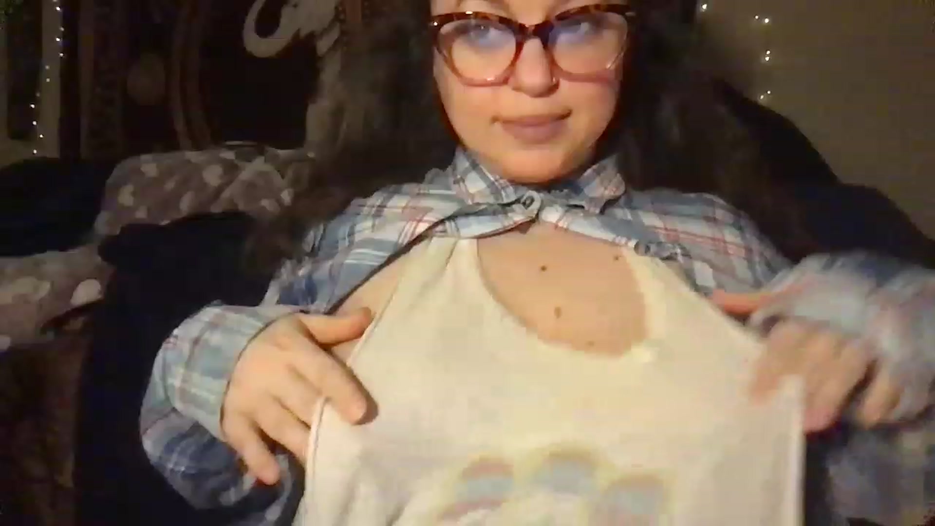 Gallery image thumbnail from Fifilarue1313's myfreecams stream on, 03/12/2023, 11:46 image 14 of 20