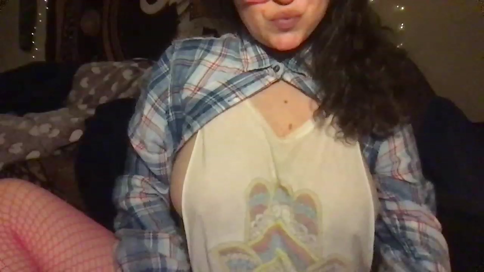 Gallery image thumbnail from Fifilarue1313's myfreecams stream on, 03/12/2023, 13:05 image 11 of 20