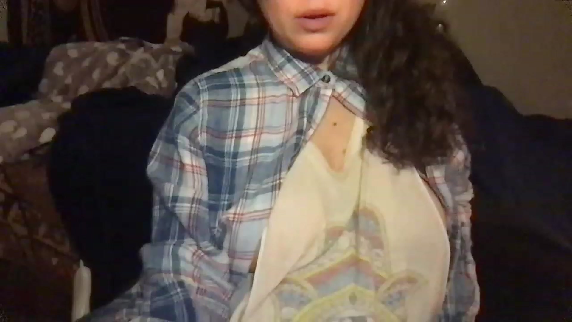 Gallery image thumbnail from Fifilarue1313's myfreecams stream on, 03/12/2023, 13:05 image 10 of 20