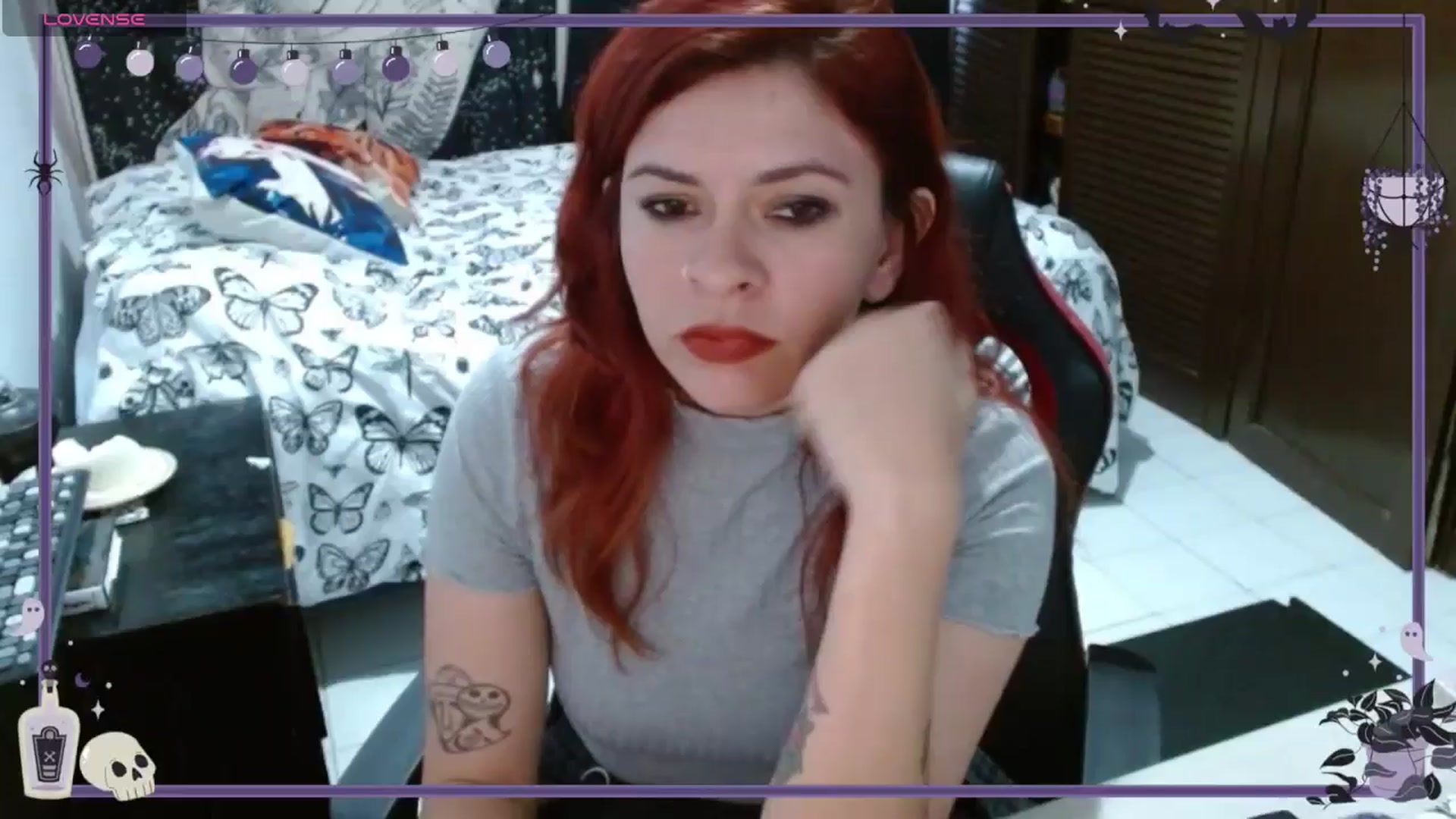 Gallery image thumbnail from FinalGirl's myfreecams stream on, 11/16/2024, 21:30 image 19 of 20