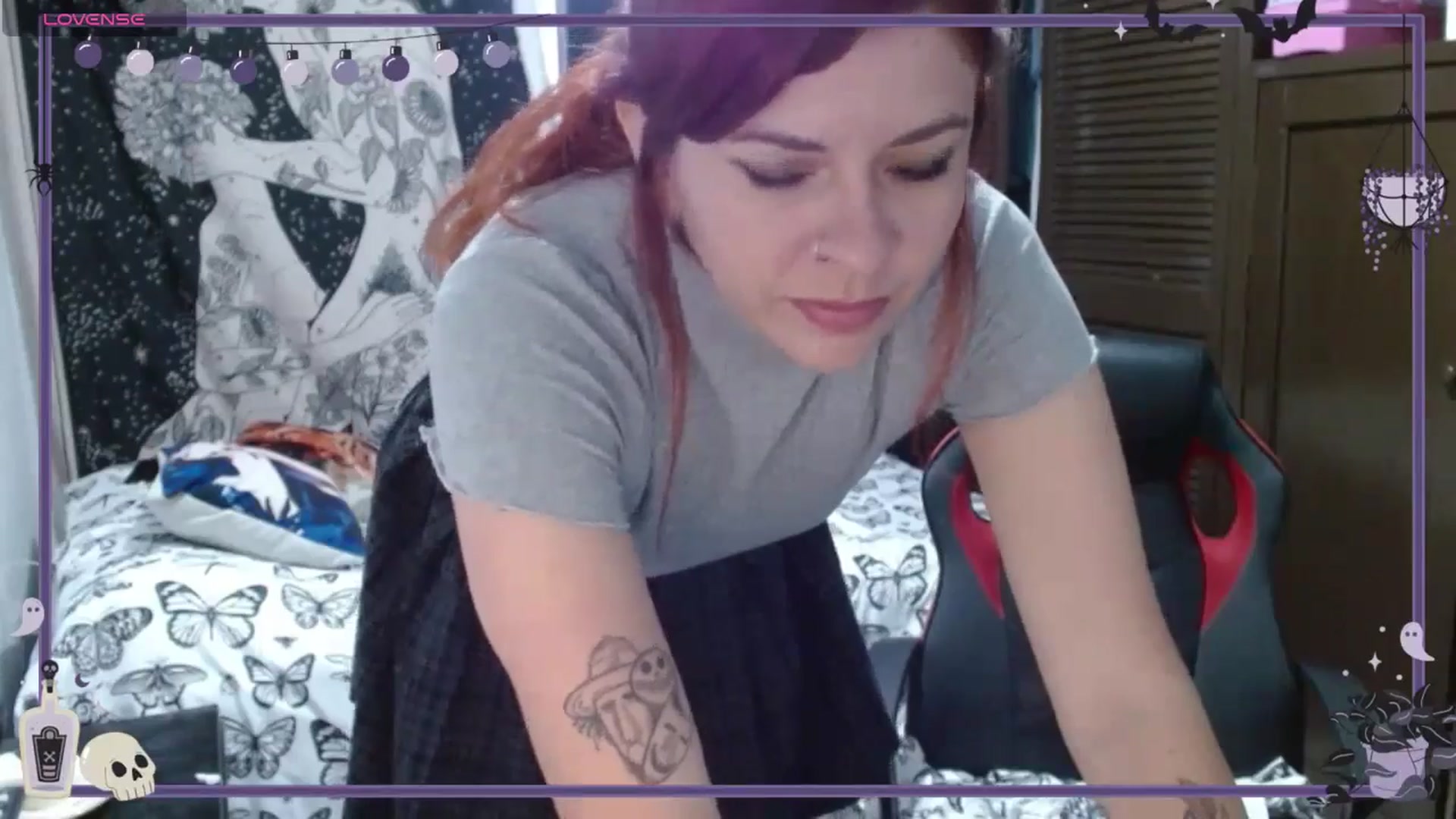 Gallery image thumbnail from FinalGirl's myfreecams stream on, 11/16/2024, 21:30 image 3 of 20
