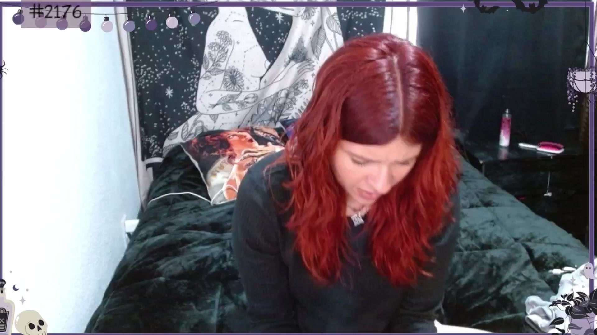 Gallery image thumbnail from FinalGirl's myfreecams stream on, 01/07/2025, 21:52 image 11 of 20