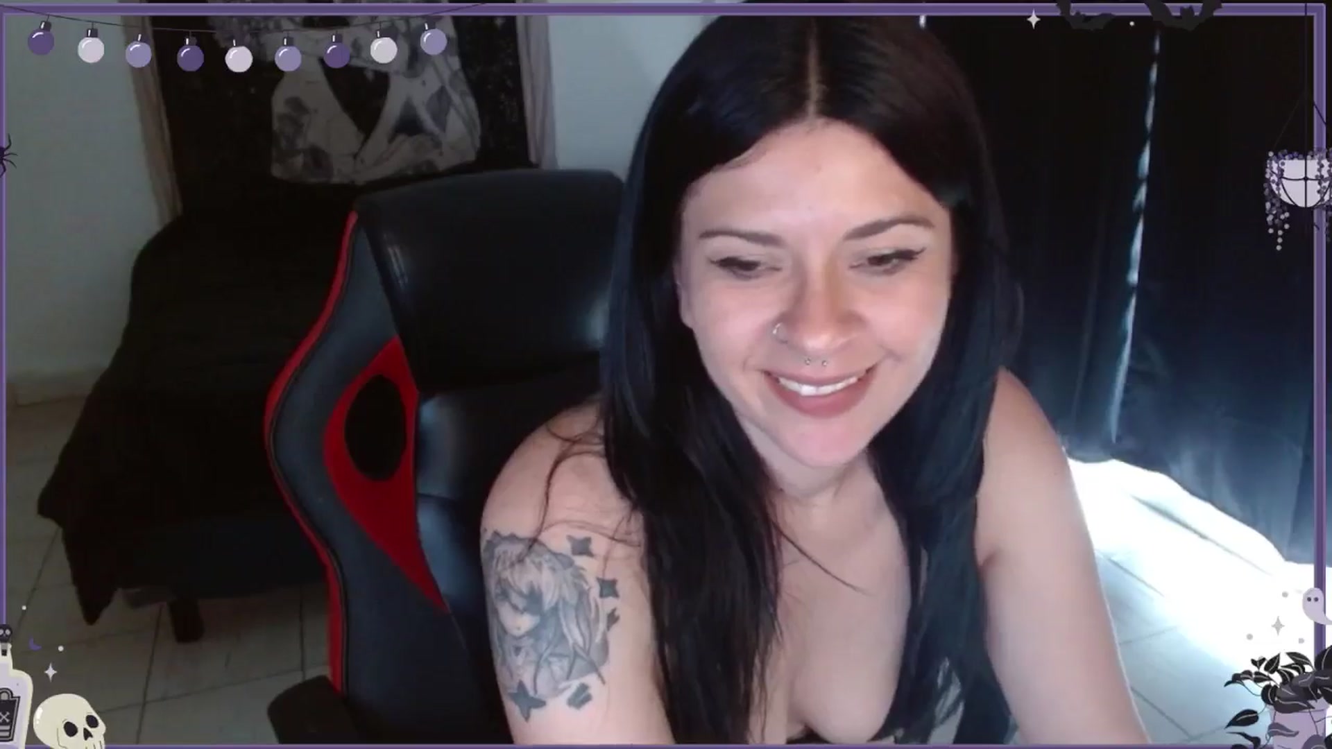 Gallery image thumbnail from FinalGirl's myfreecams stream on, 02/18/2025, 22:15 image 18 of 20