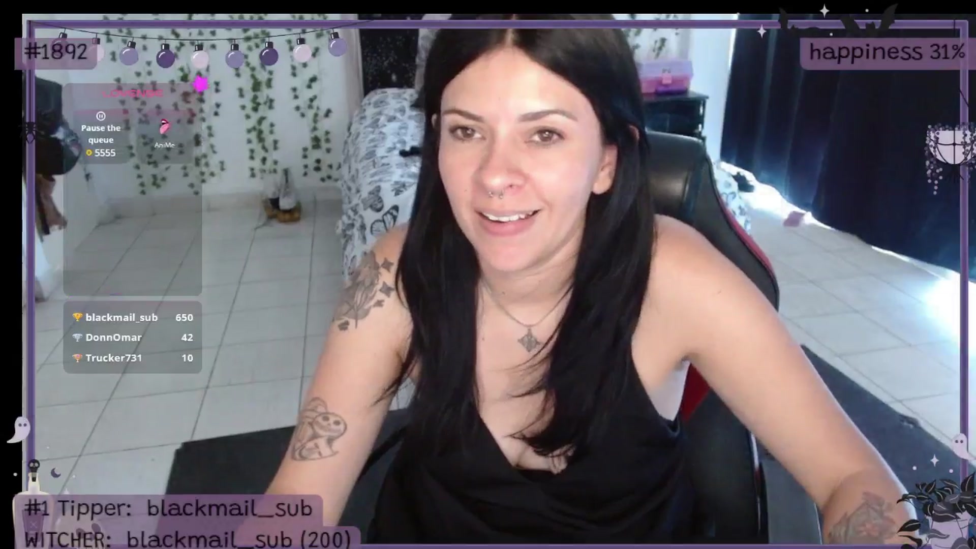 Gallery image thumbnail from FinalGirl's myfreecams stream on, 05/08/2025, 22:01 image 2 of 20