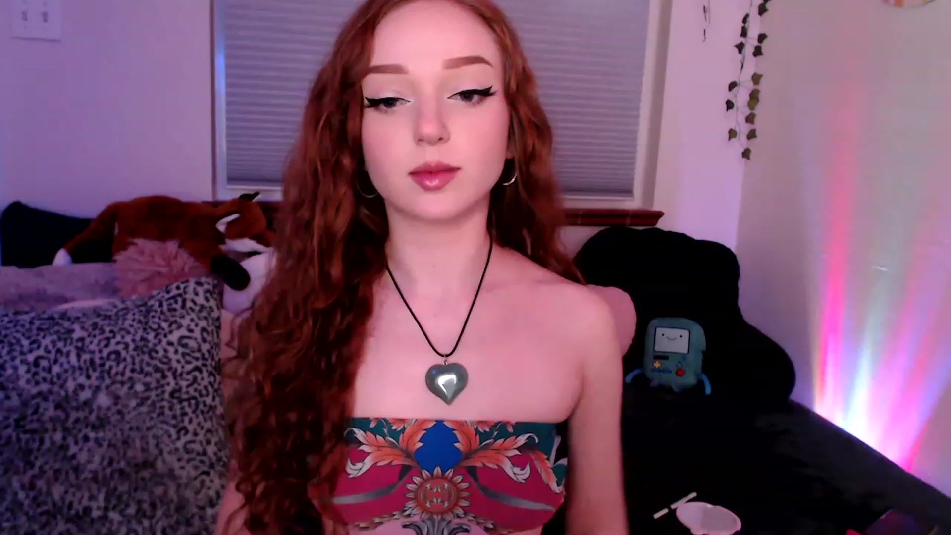 Gallery image thumbnail from Fiona's myfreecams stream on, 03/03/2023, 08:55 image 1 of 20