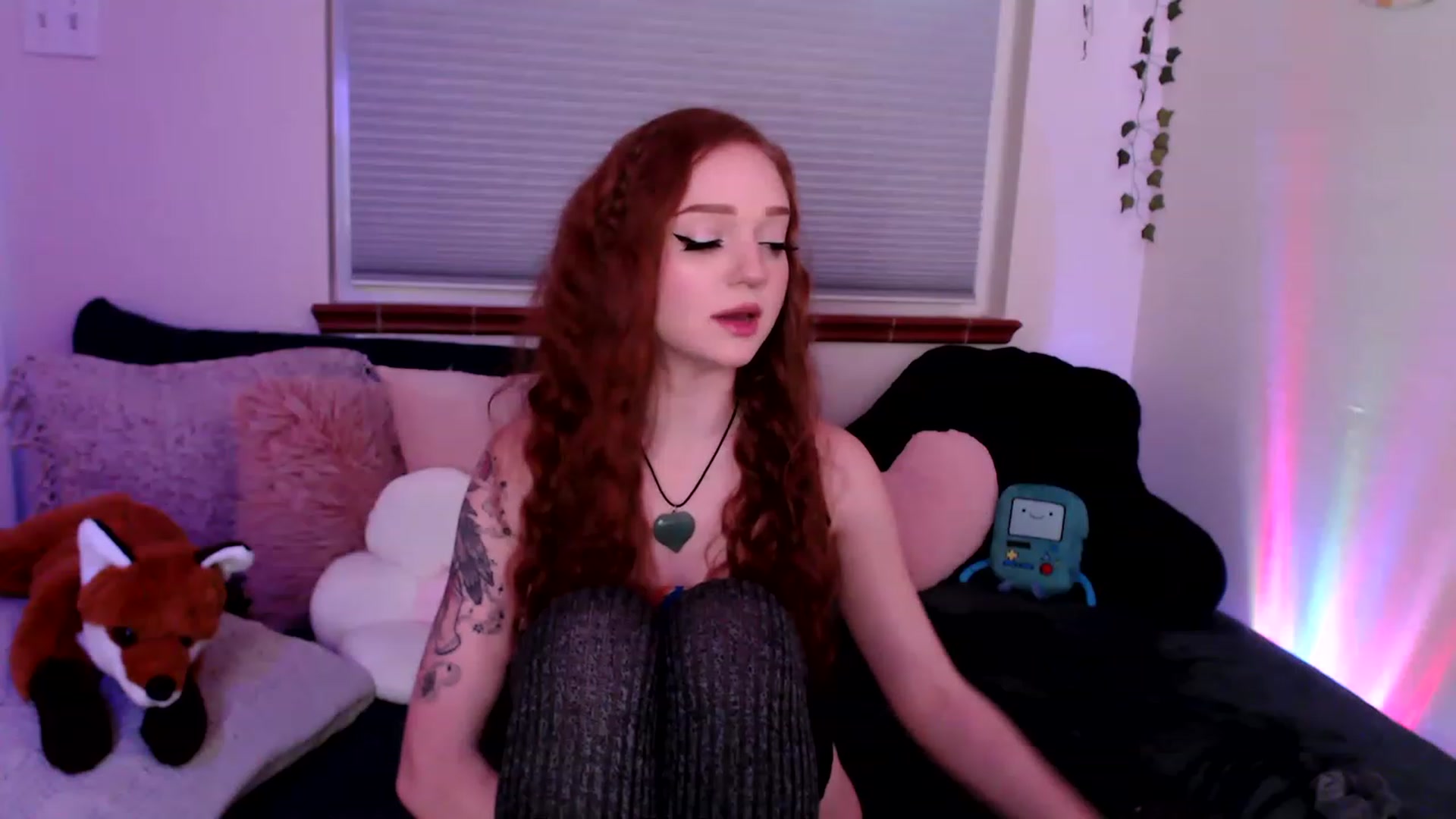 Gallery image thumbnail from Fiona's myfreecams stream on, 03/03/2023, 08:55 image 17 of 20