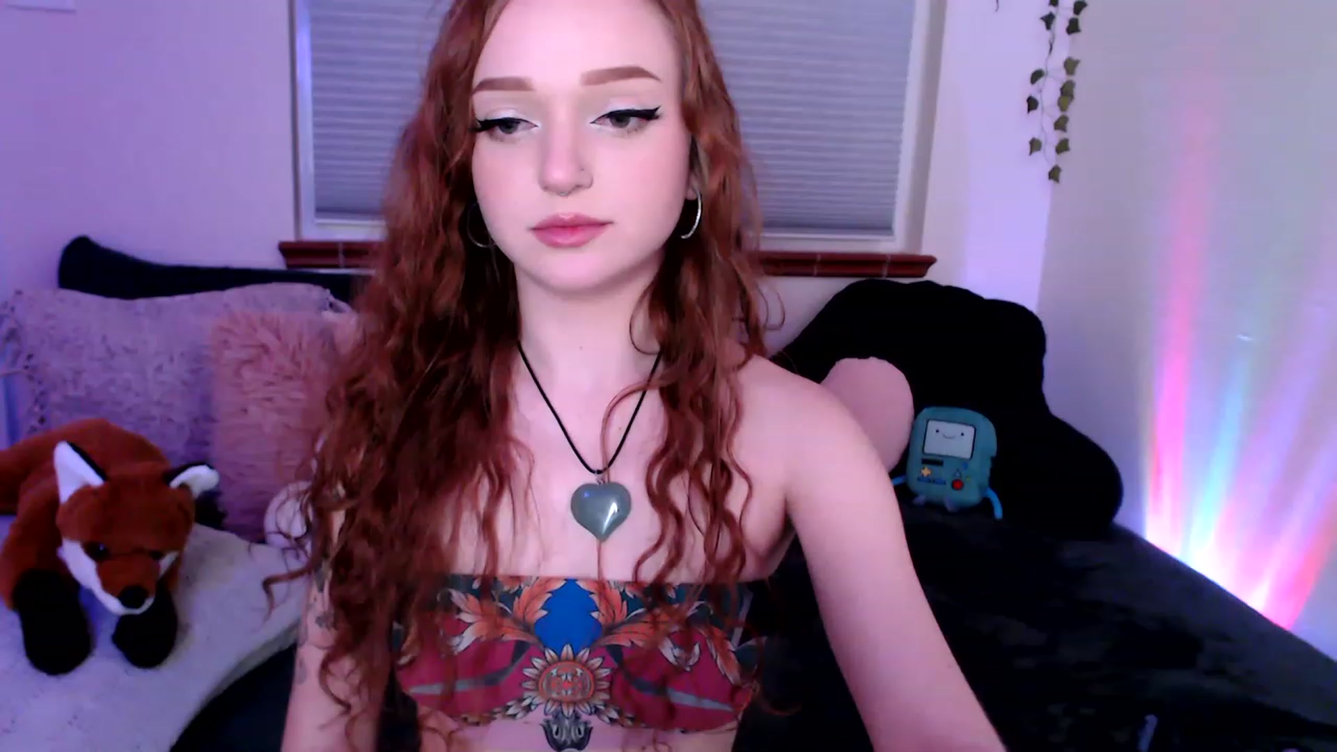 Gallery image thumbnail from Fiona's myfreecams stream on, 03/03/2023, 10:20 image 2 of 20