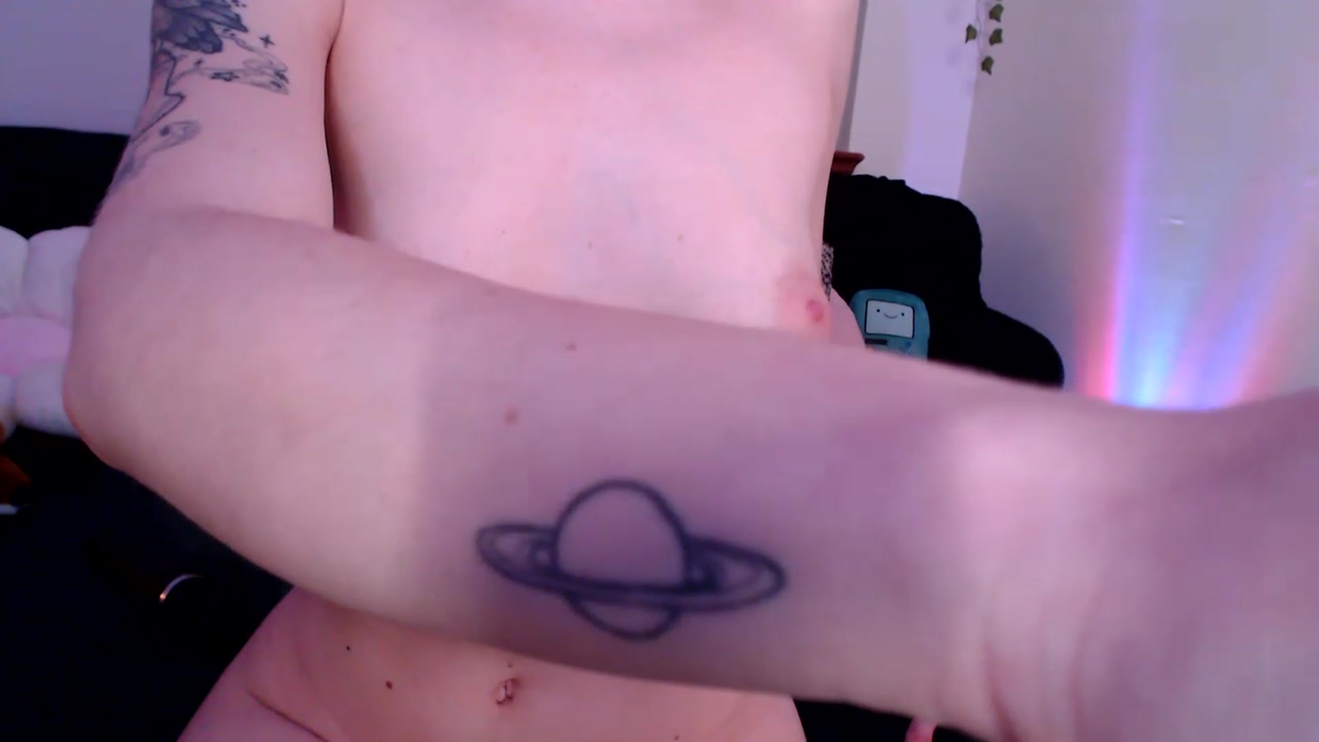 Gallery image thumbnail from Fiona's myfreecams stream on, 03/28/2023, 10:22 image 17 of 20