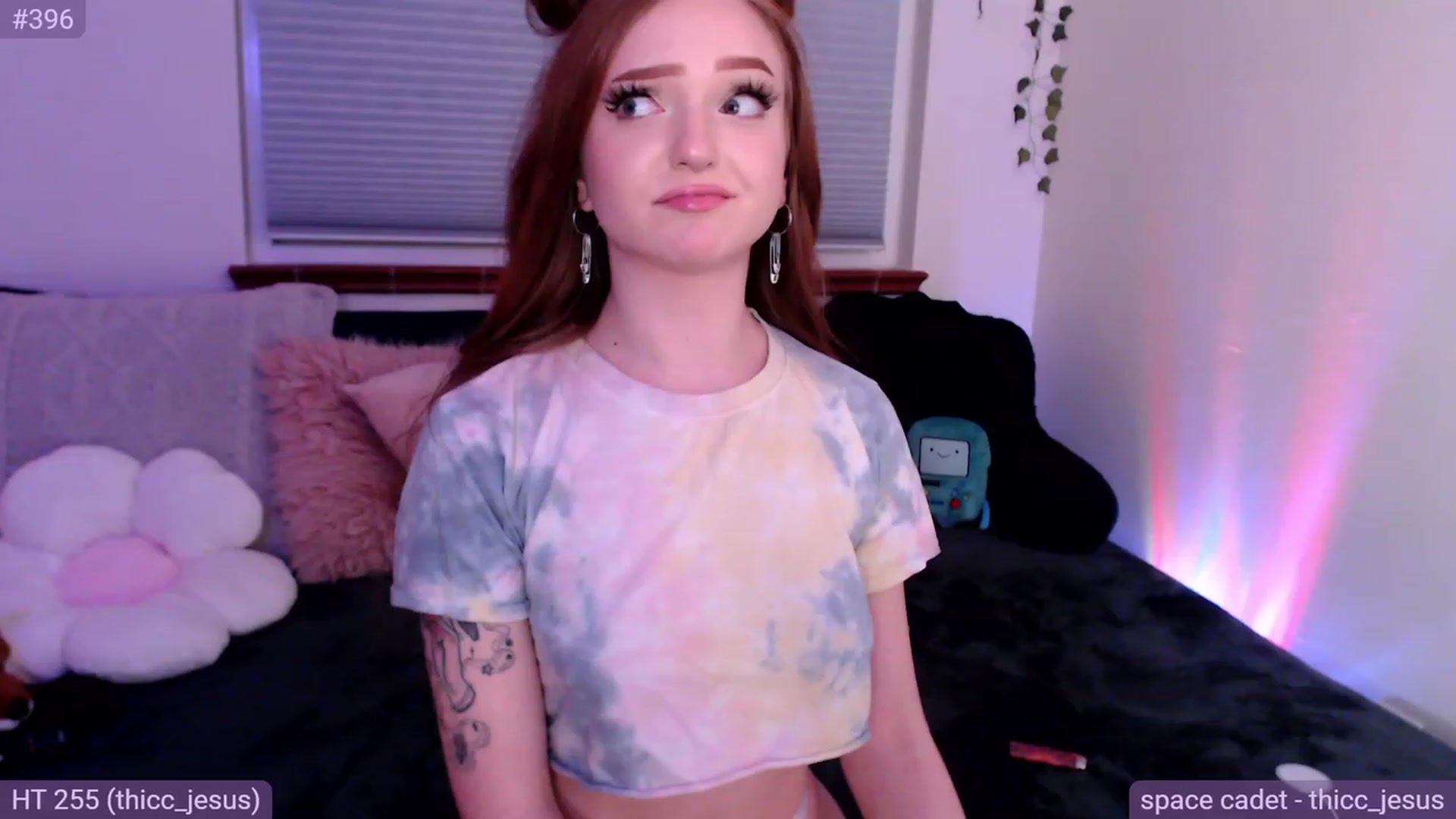 Gallery image thumbnail from Fiona's myfreecams stream on, 03/31/2023, 09:10 image 7 of 20
