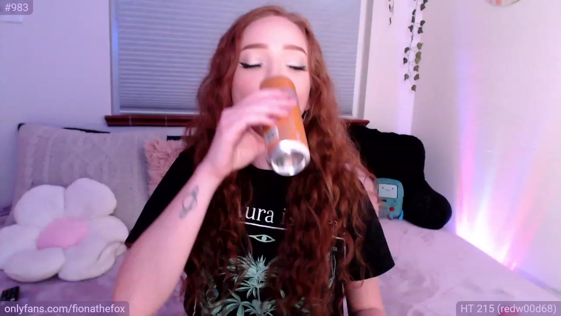 Gallery image thumbnail from Fiona's myfreecams stream on, 04/22/2023, 09:03 image 5 of 20