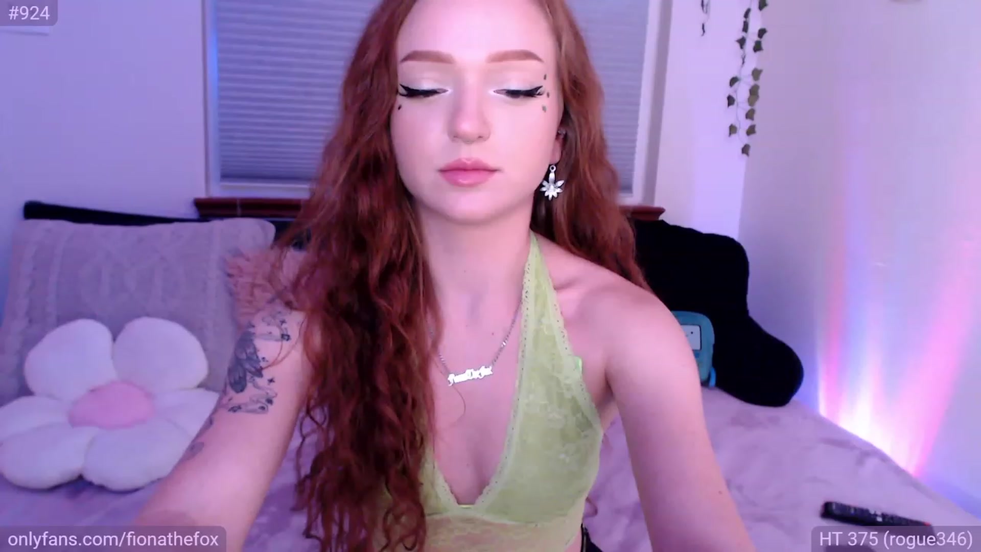 Gallery image thumbnail from Fiona's myfreecams stream on, 04/23/2023, 04:55 image 15 of 20