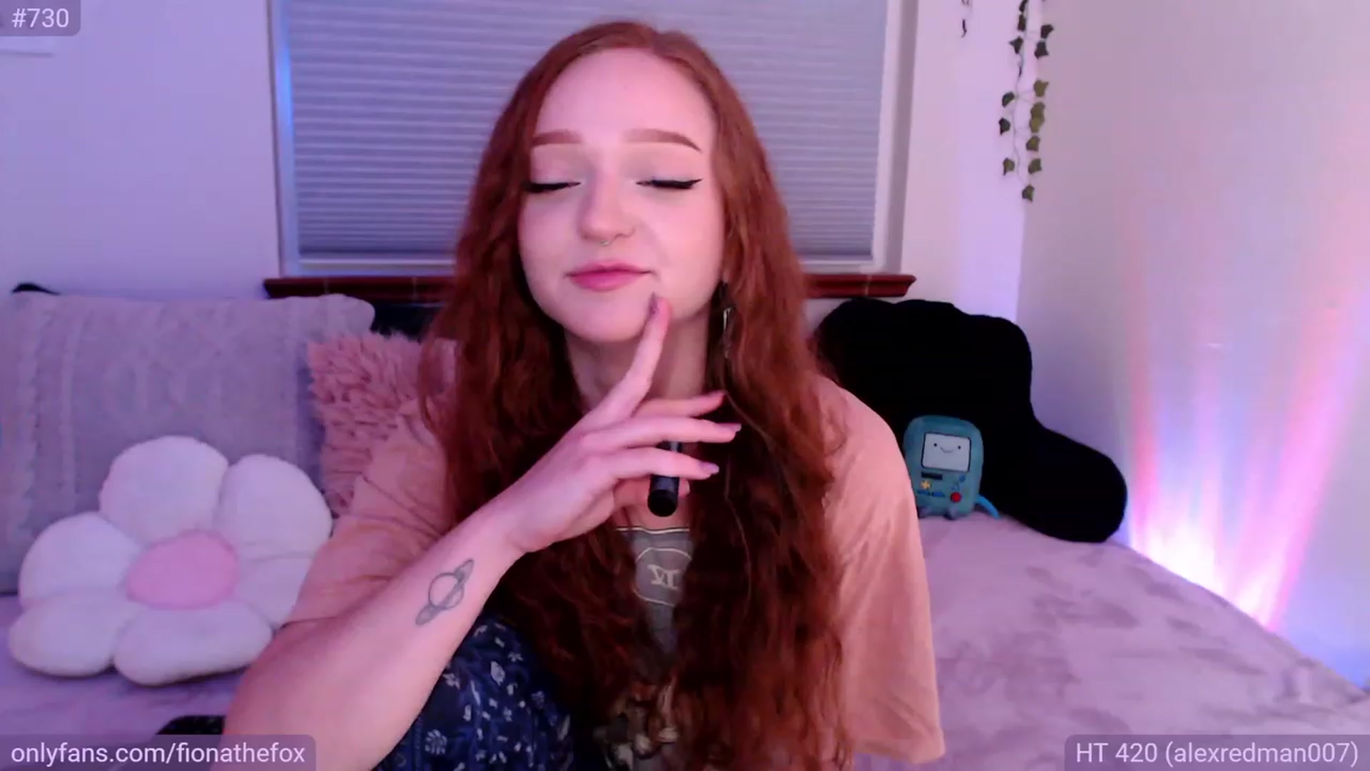 Gallery image thumbnail from Fiona's myfreecams stream on, 04/26/2023, 09:28 image 3 of 20