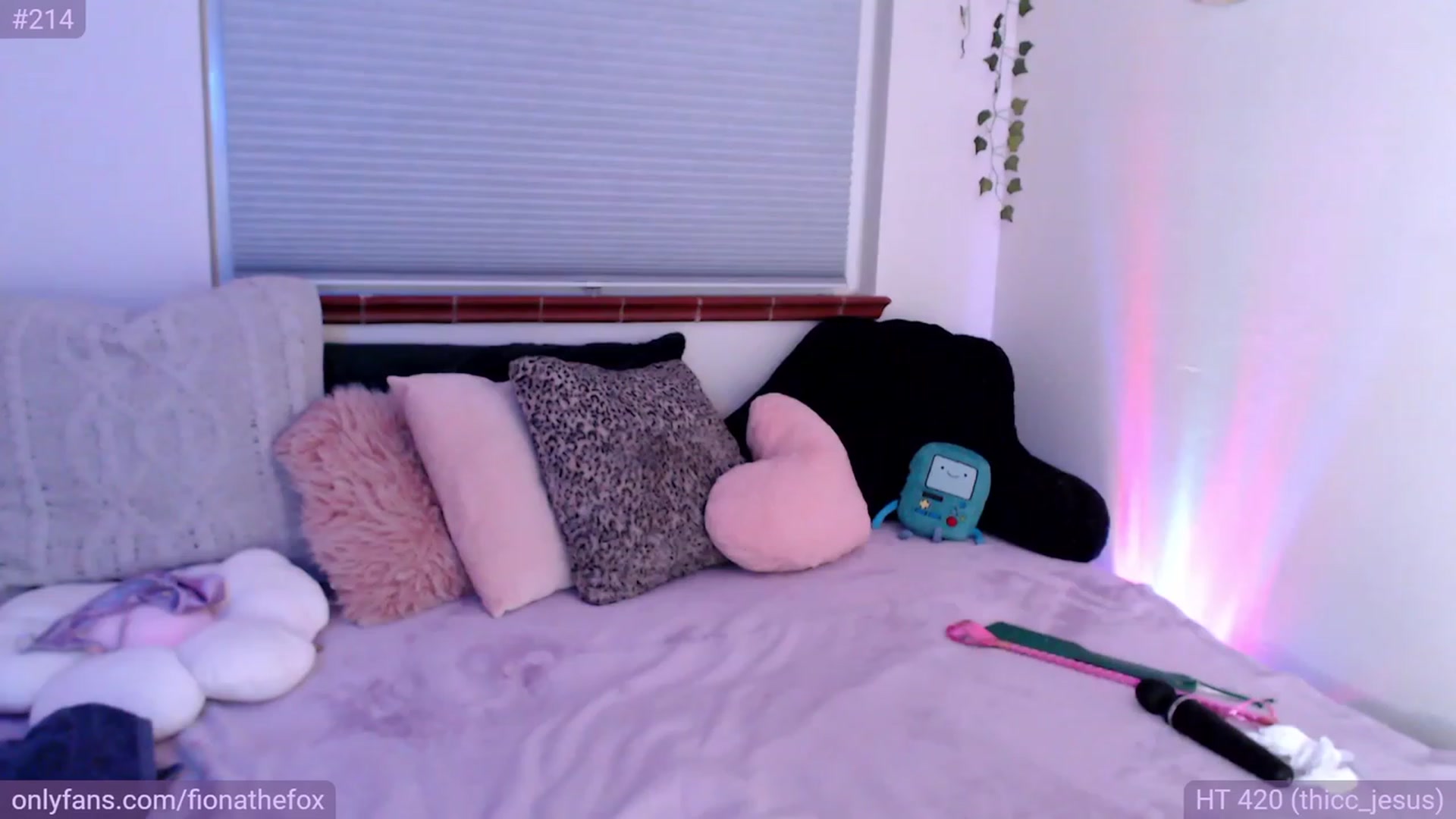 Gallery image thumbnail from Fiona's myfreecams stream on, 05/11/2023, 09:58 image 11 of 20