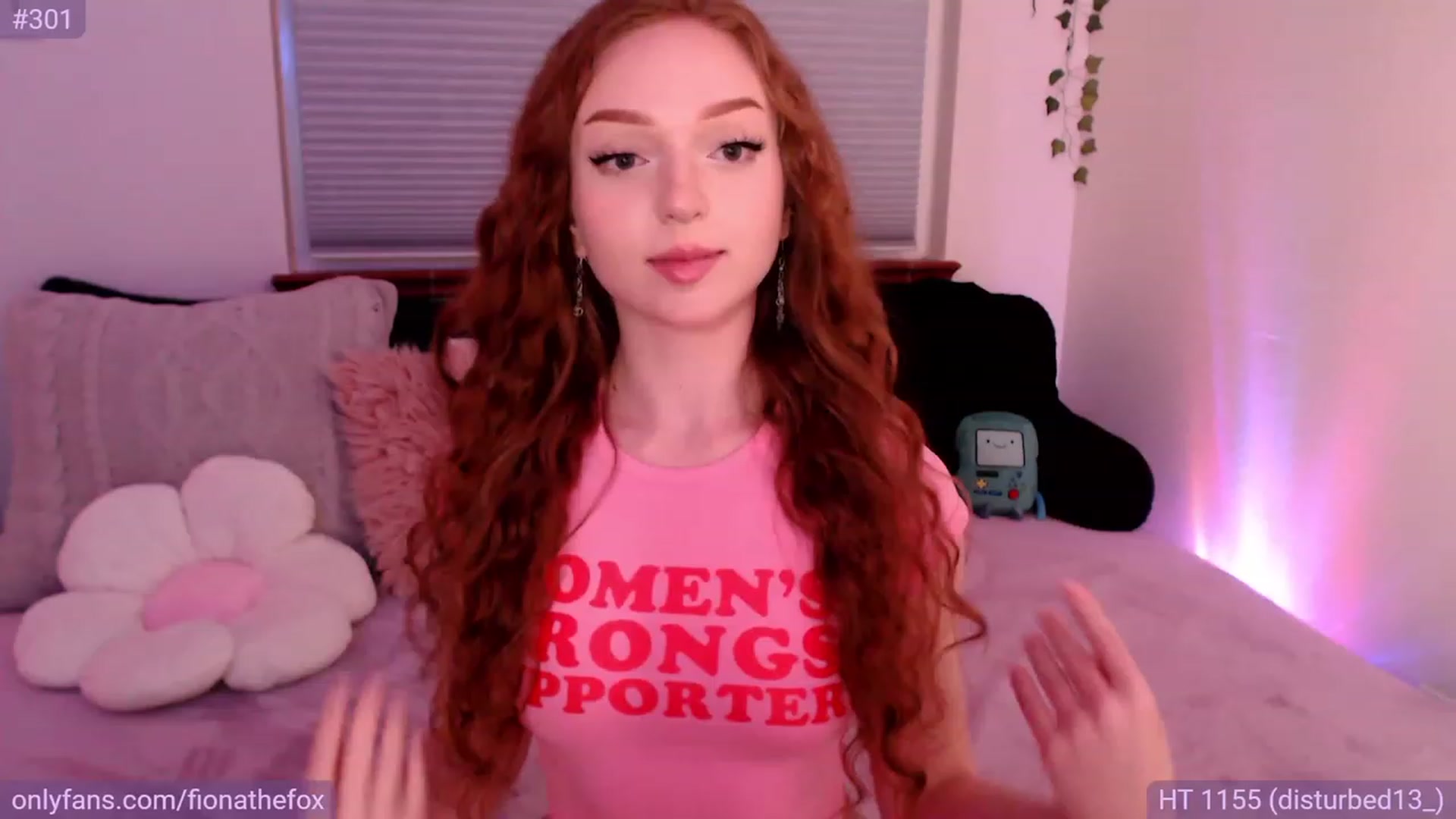 Gallery image thumbnail from Fiona's myfreecams stream on, 05/17/2023, 07:11 image 12 of 20
