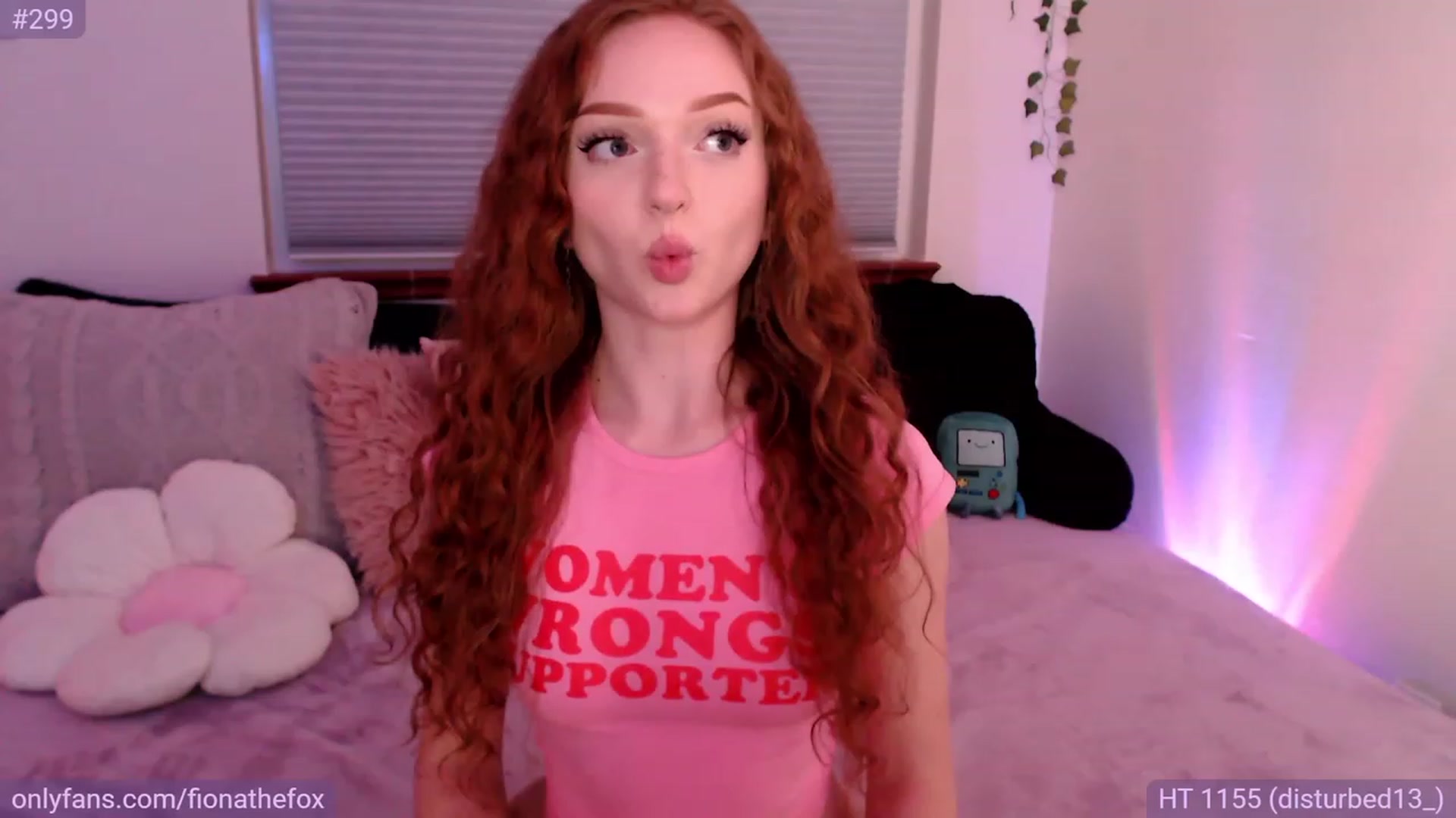 Gallery image thumbnail from Fiona's myfreecams stream on, 05/17/2023, 07:11 image 17 of 20