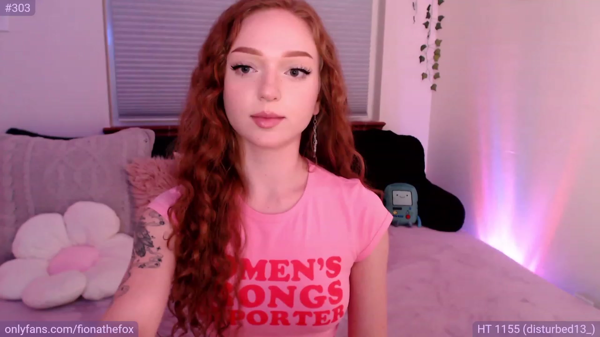 Gallery image thumbnail from Fiona's myfreecams stream on, 05/17/2023, 07:11 image 3 of 20