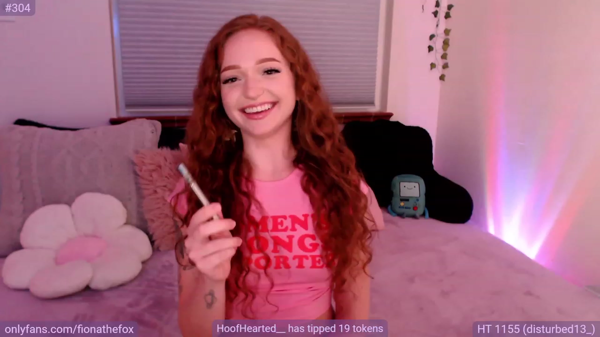Gallery image thumbnail from Fiona's myfreecams stream on, 05/17/2023, 07:11 image 8 of 20