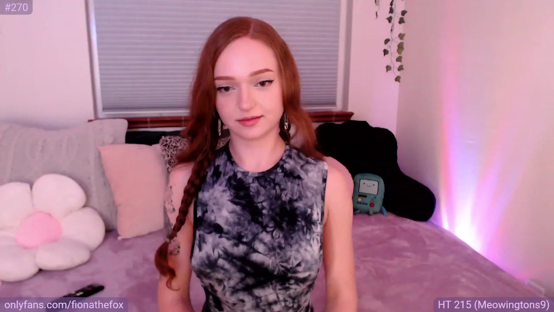 Gallery image thumbnail from Fiona's myfreecams stream on, 05/20/2023, 08:33 image 4 of 20