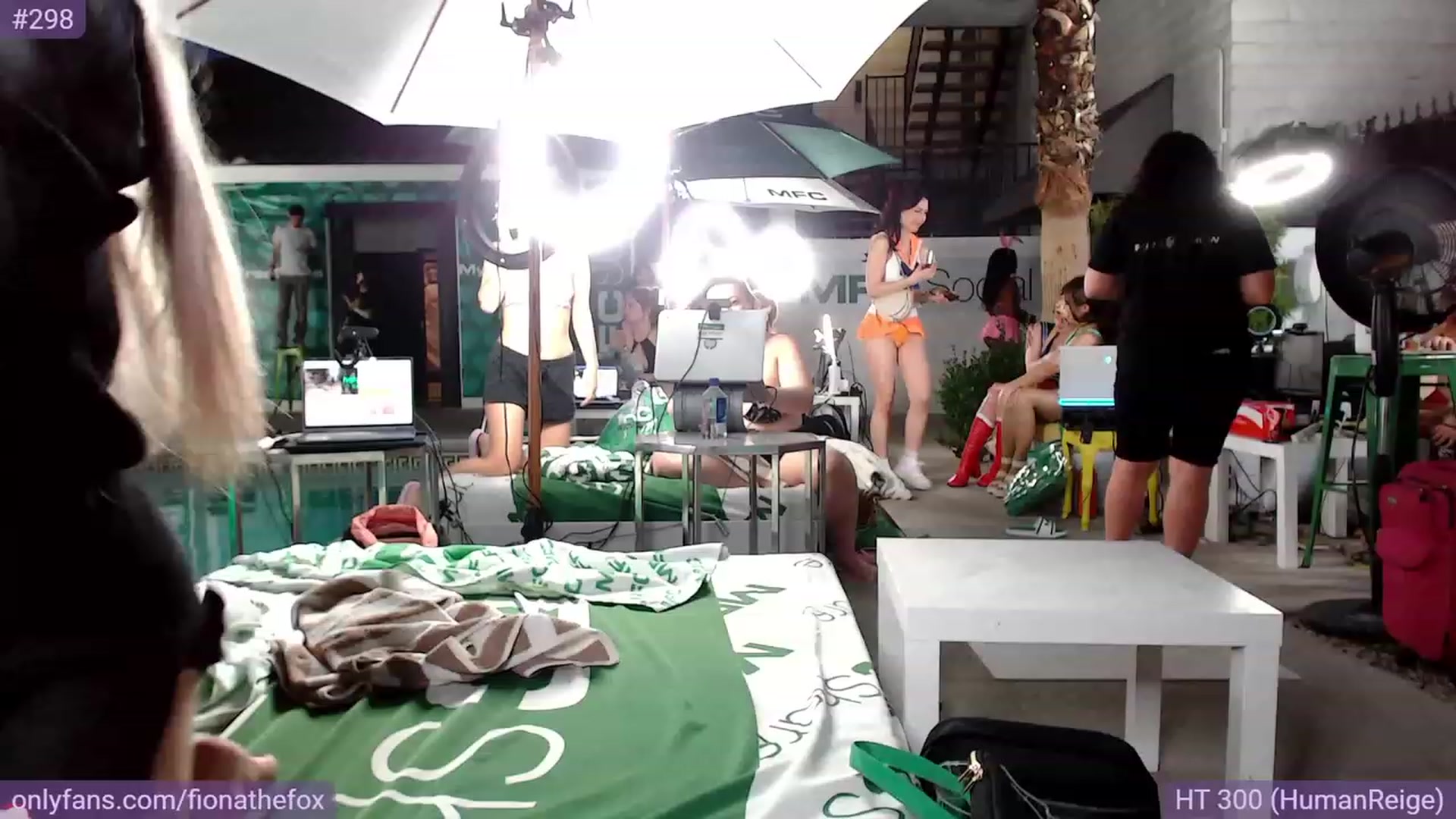 Gallery image thumbnail from Fiona's myfreecams stream on, 05/25/2023, 04:24 image 1 of 20