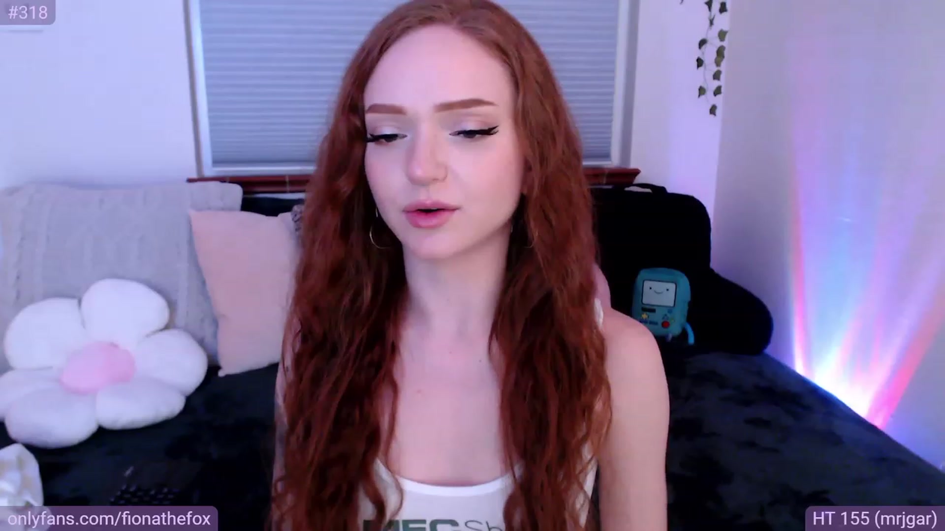 Gallery image thumbnail from Fiona's myfreecams stream on, 05/30/2023, 08:31 image 7 of 20