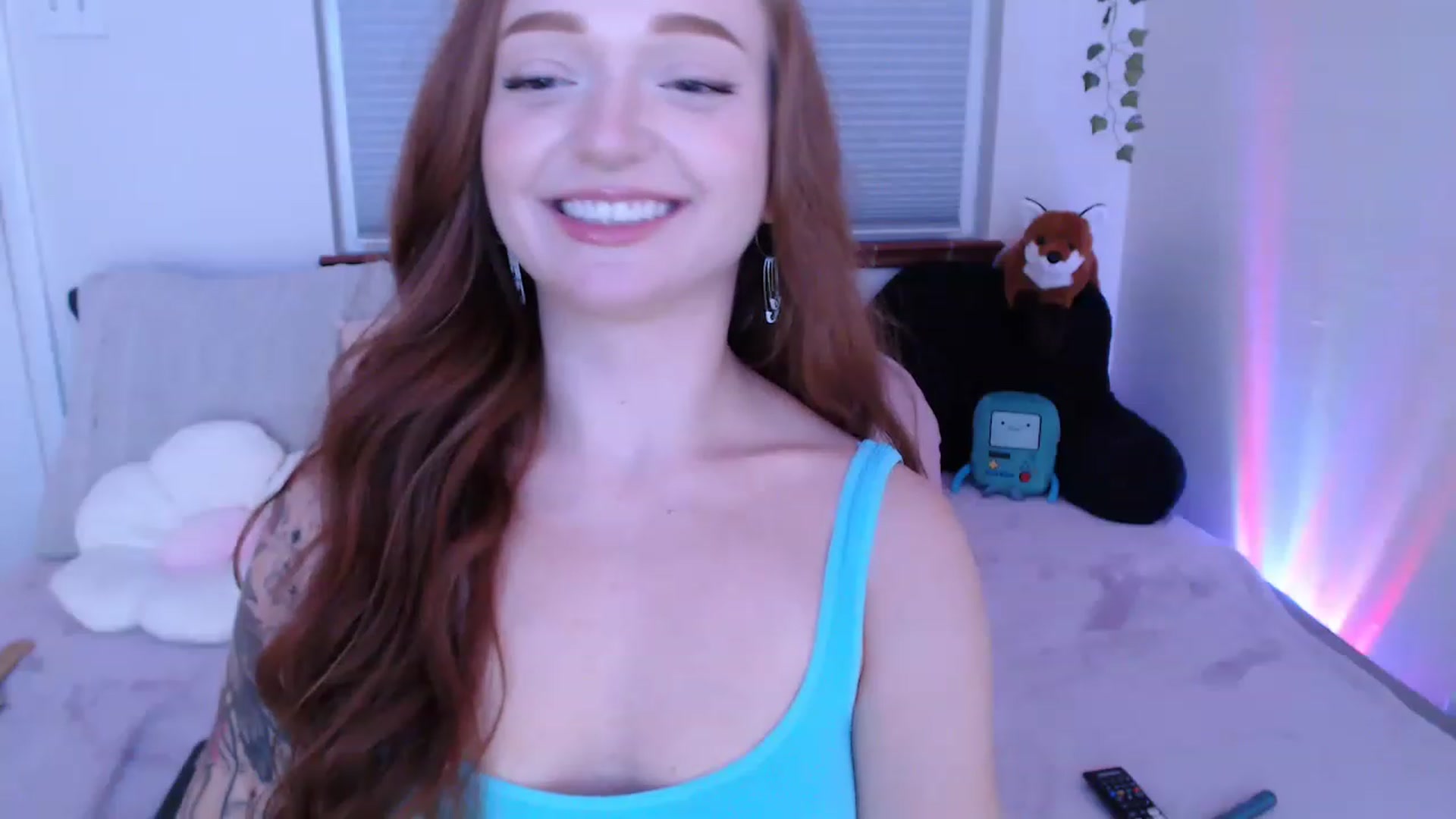 Gallery image thumbnail from Fiona's myfreecams stream on, 06/20/2023, 09:50 image 2 of 20