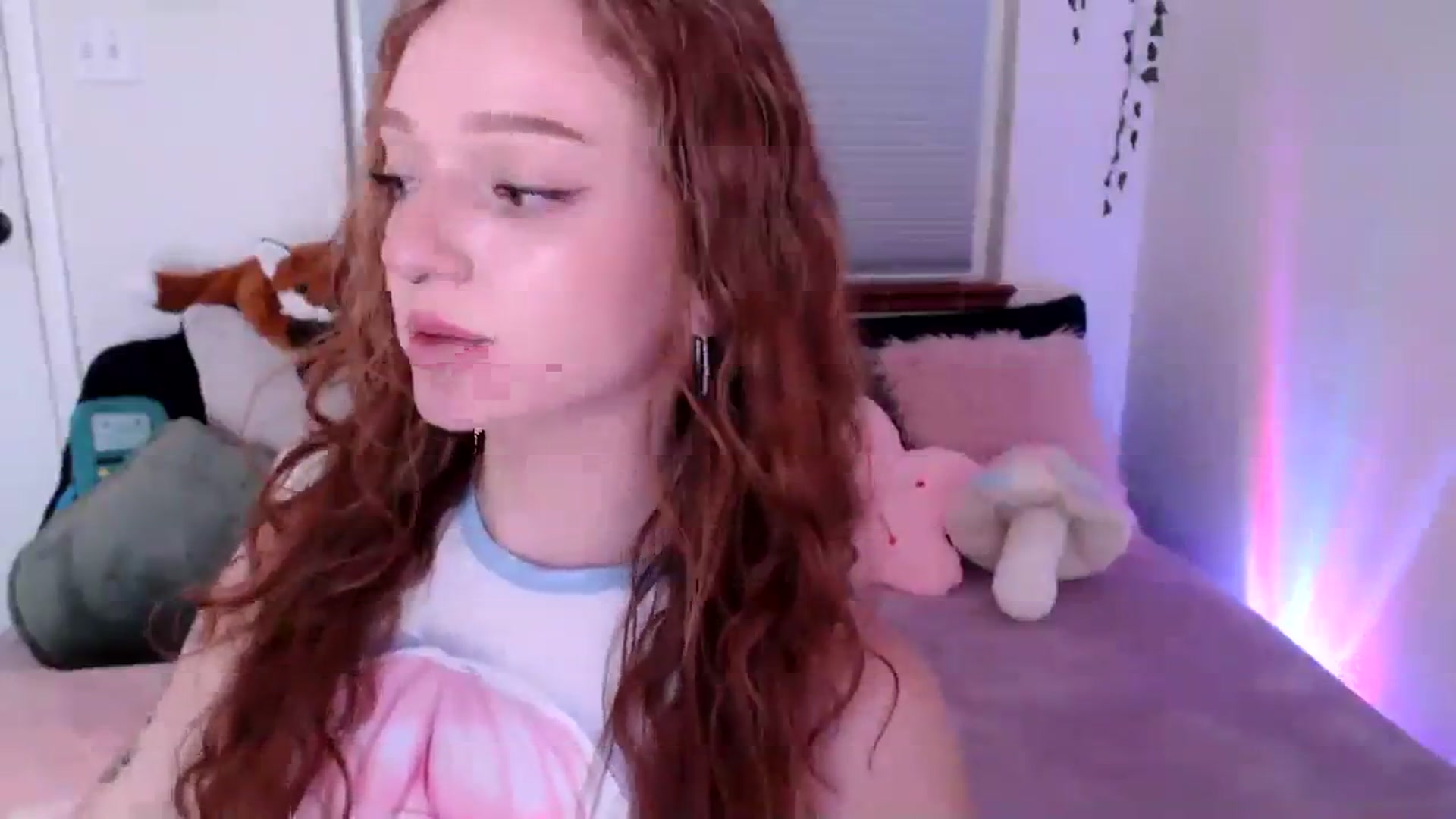 Gallery image thumbnail from Fiona's myfreecams stream on, 08/29/2023, 07:44 image 5 of 20