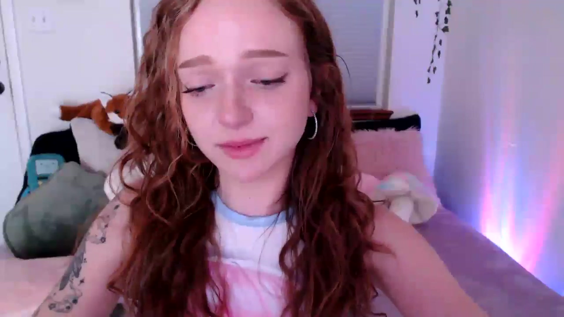 Gallery image thumbnail from Fiona's myfreecams stream on, 08/29/2023, 07:44 image 2 of 20