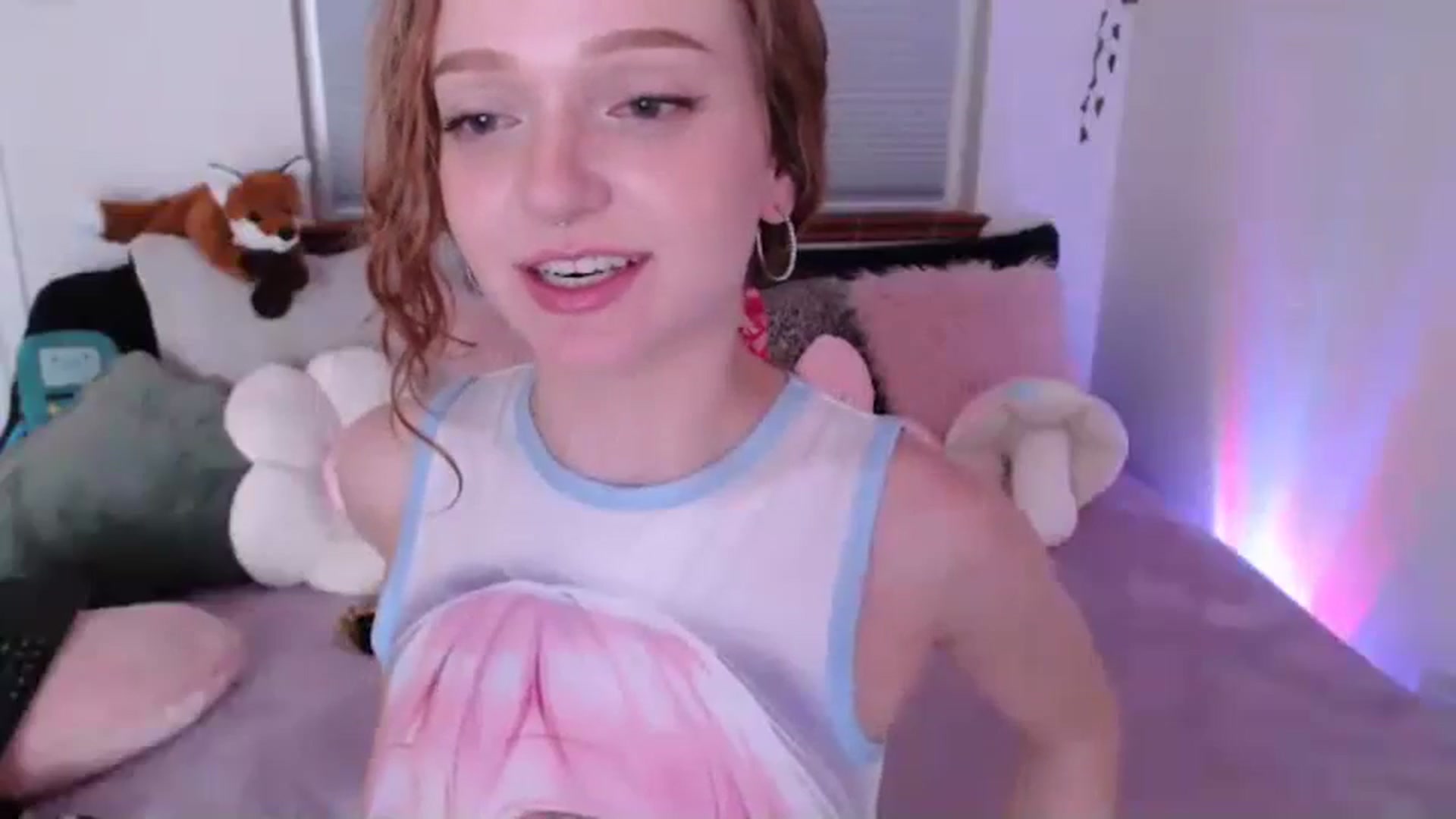 Gallery image thumbnail from Fiona's myfreecams stream on, 08/29/2023, 08:29 image 5 of 20