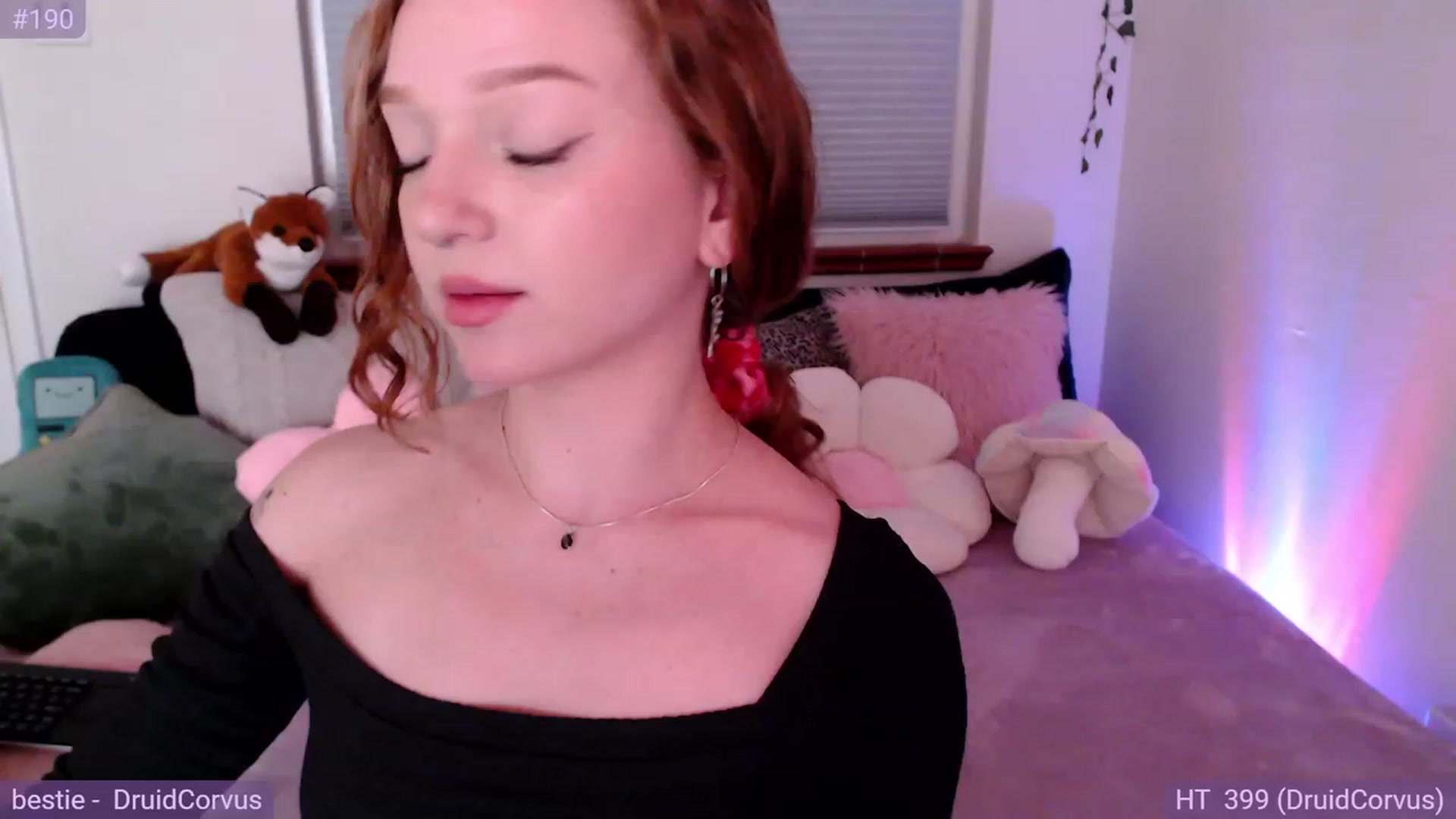 Gallery image thumbnail from Fiona's myfreecams stream on, 09/15/2023, 07:43 image 3 of 20