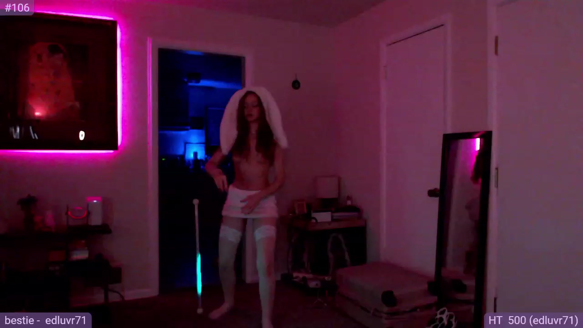 Gallery image thumbnail from Fiona's myfreecams stream on, 10/17/2023, 09:16 image 1 of 20